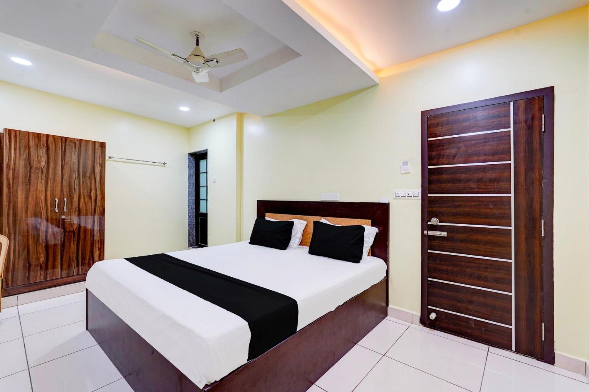 Super O Perungalathur Near Bus Stand Hotel Chennai