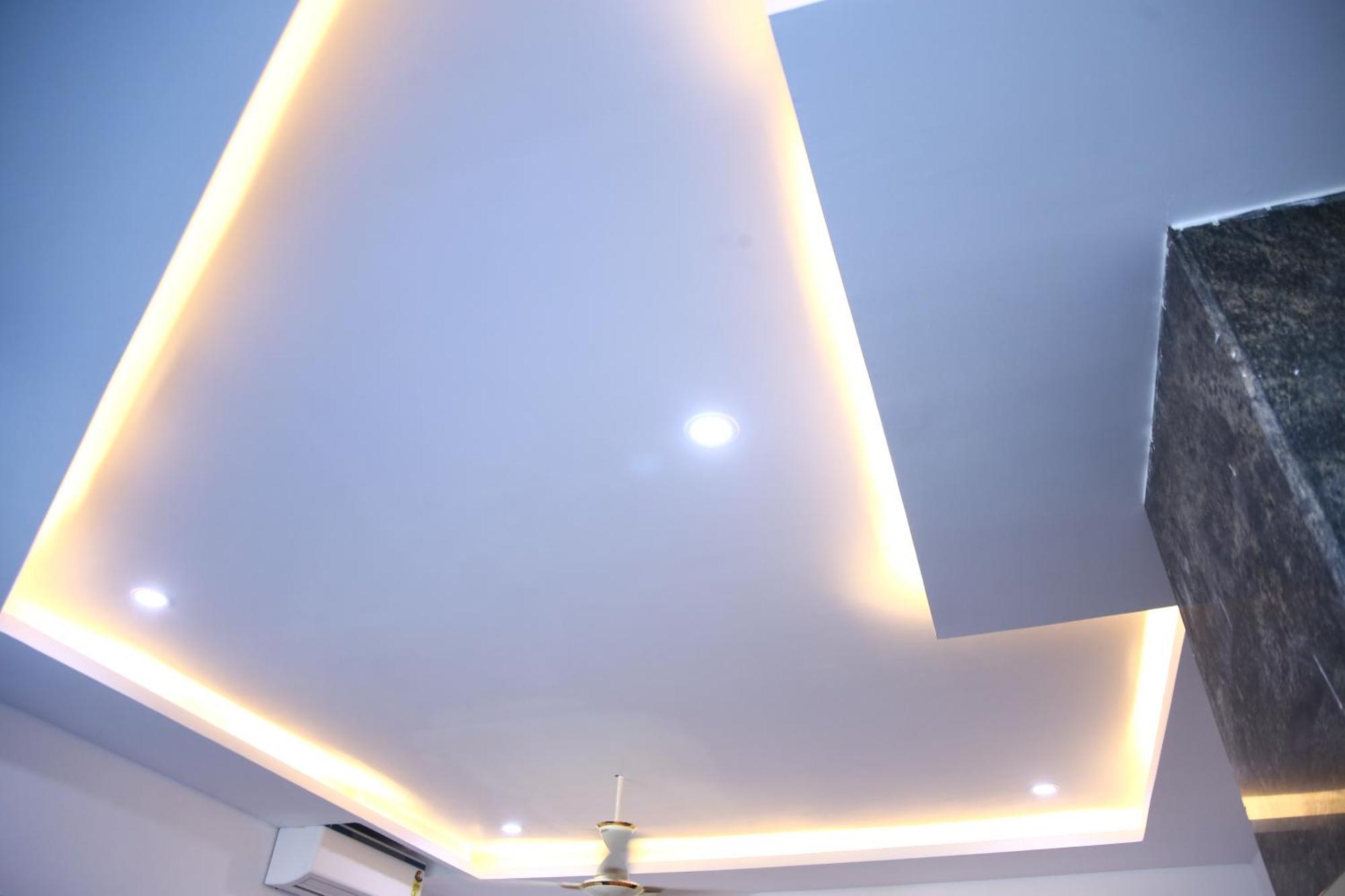 Shri Bhavani Residency Hotel