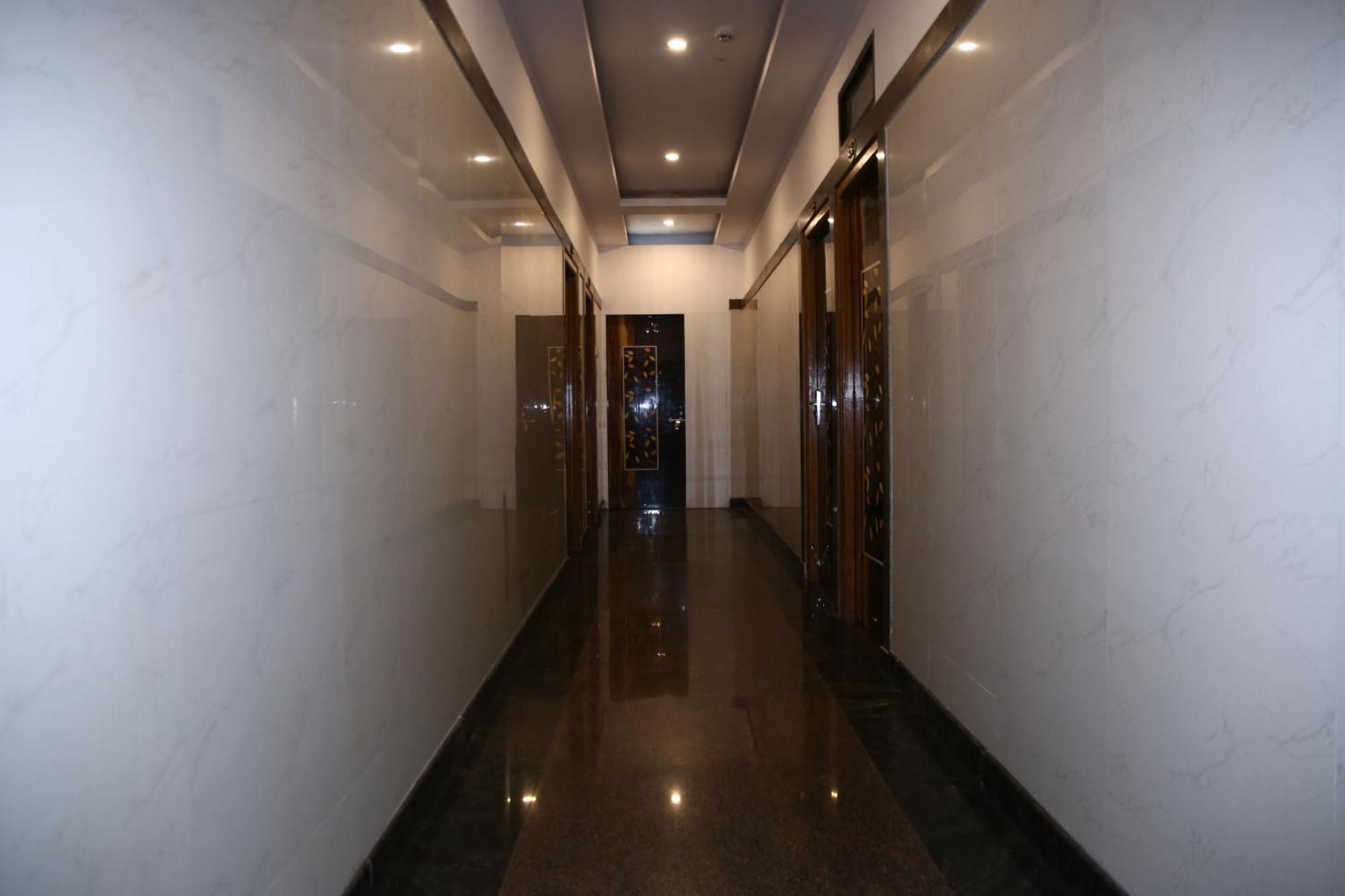 Shri Bhavani Residency Hotel 5*