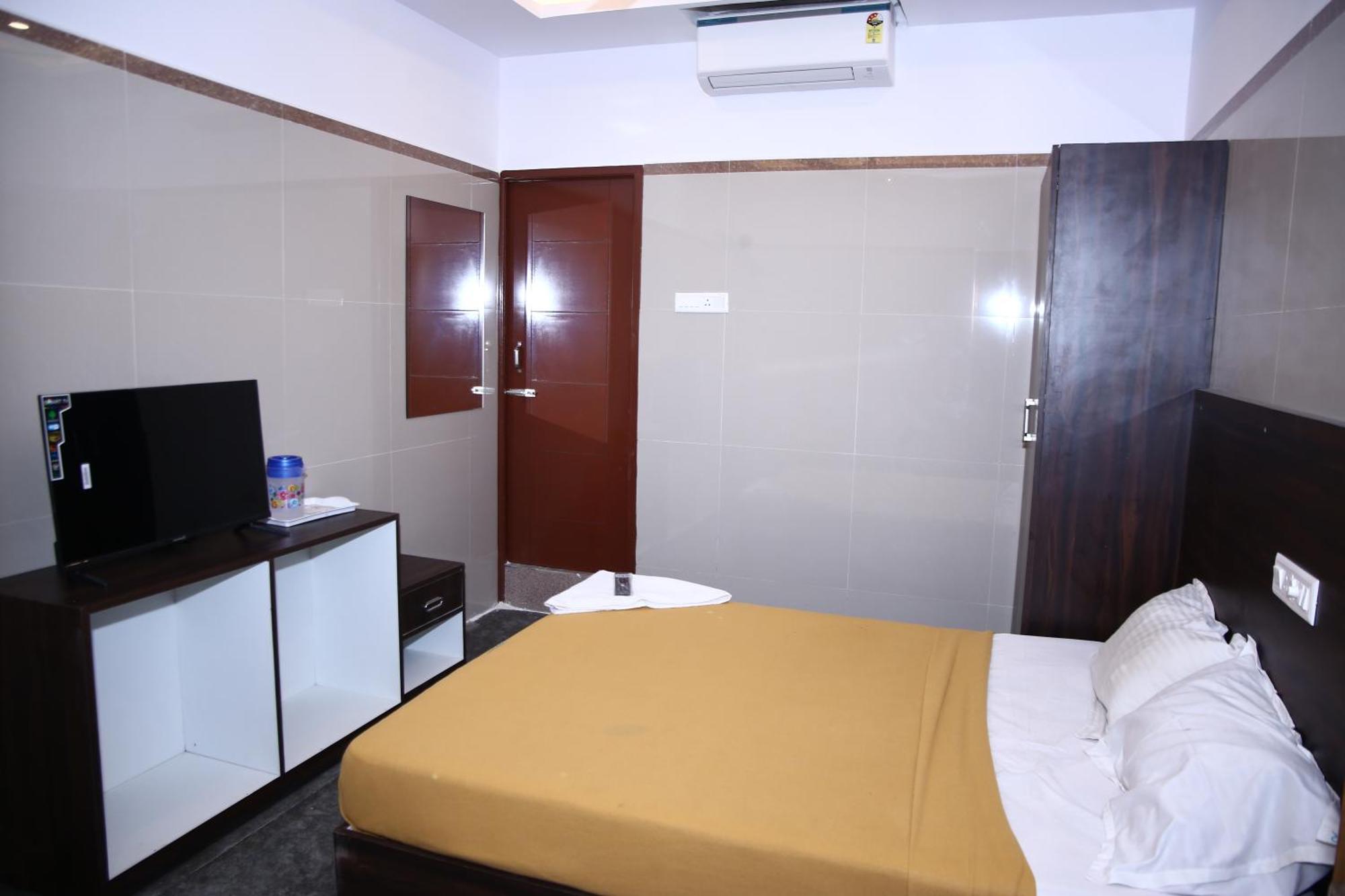 Shri Bhavani Residency Hotel