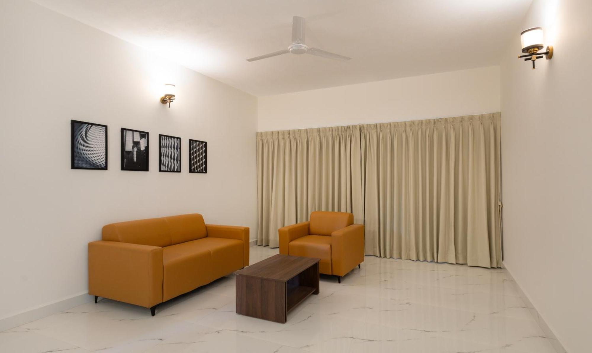 Treebo Premium Vapr Ashok Nagar