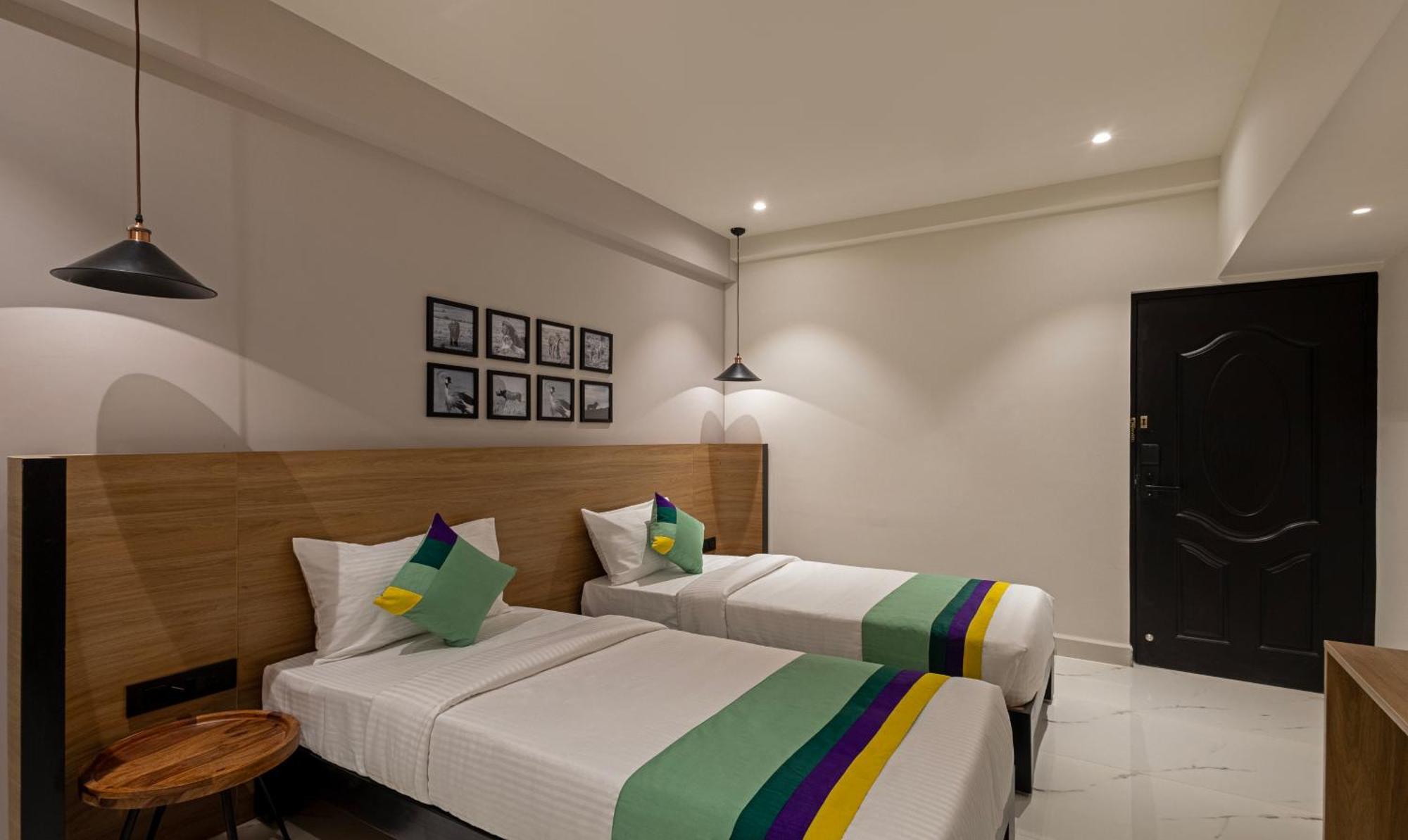 Treebo Premium Vapr Ashok Nagar 4*