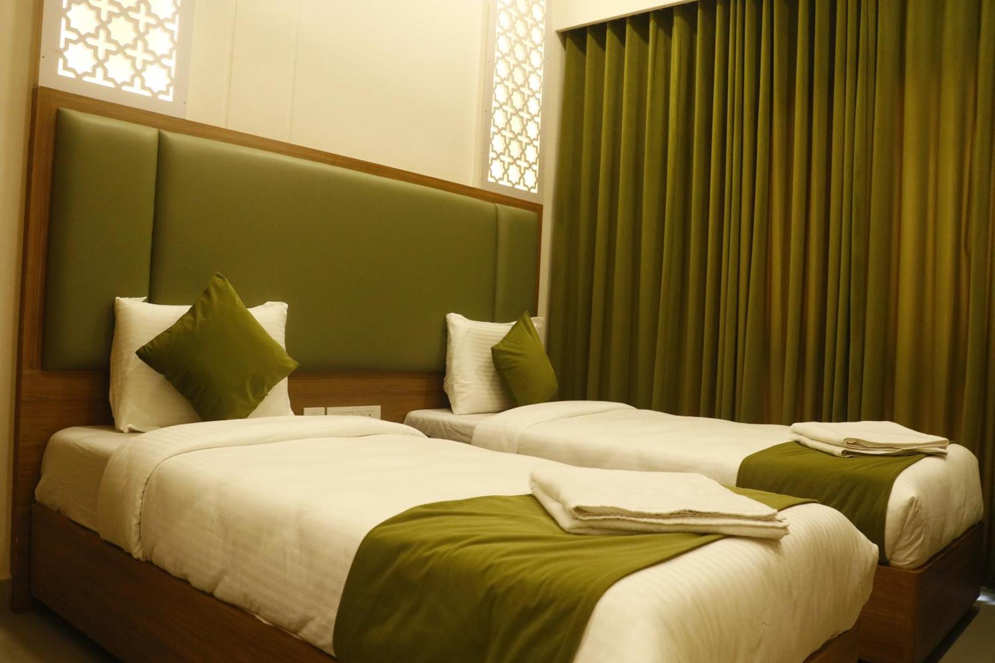 Hotel Cosmo Grande Chennai