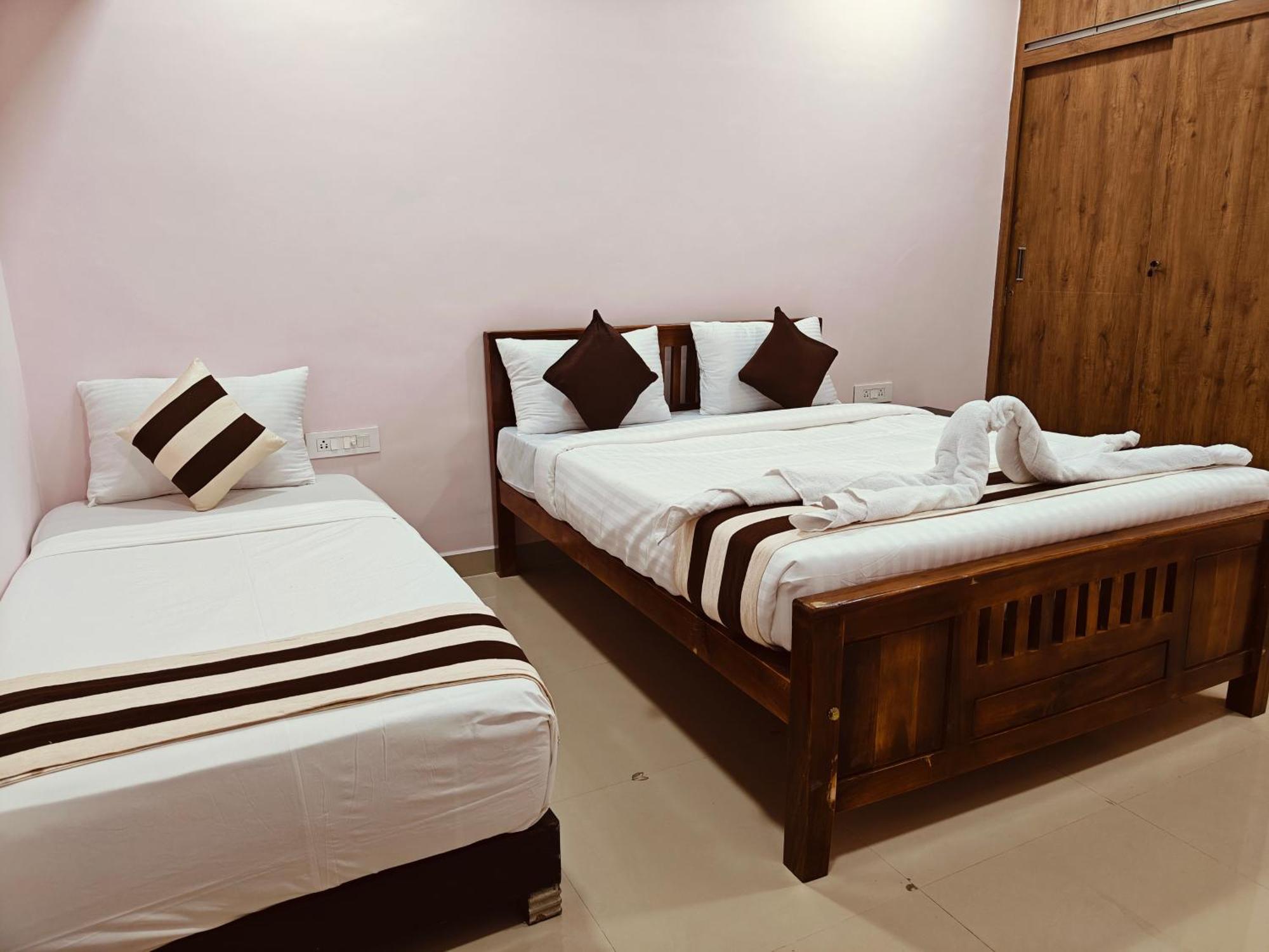 The Whiteglow Elite 2* Chennai