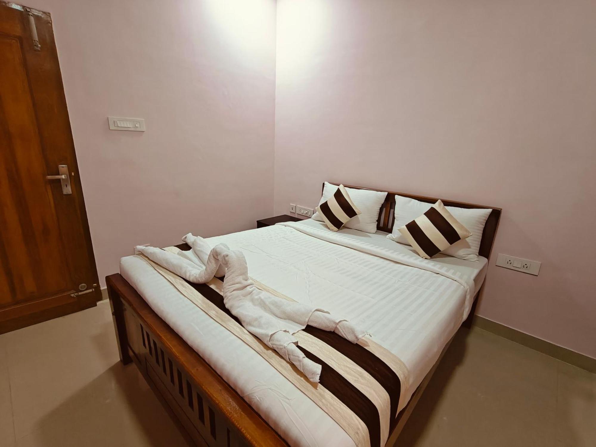 The Whiteglow Elite Chennai