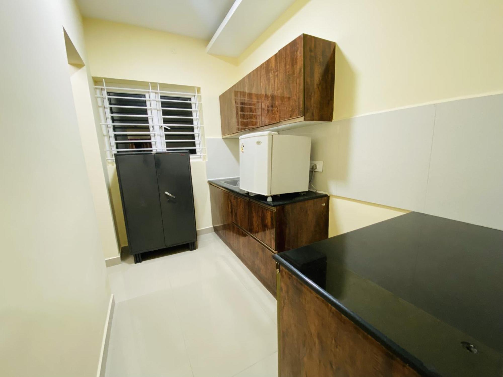 Hotel The Whiteglow Elite Chennai