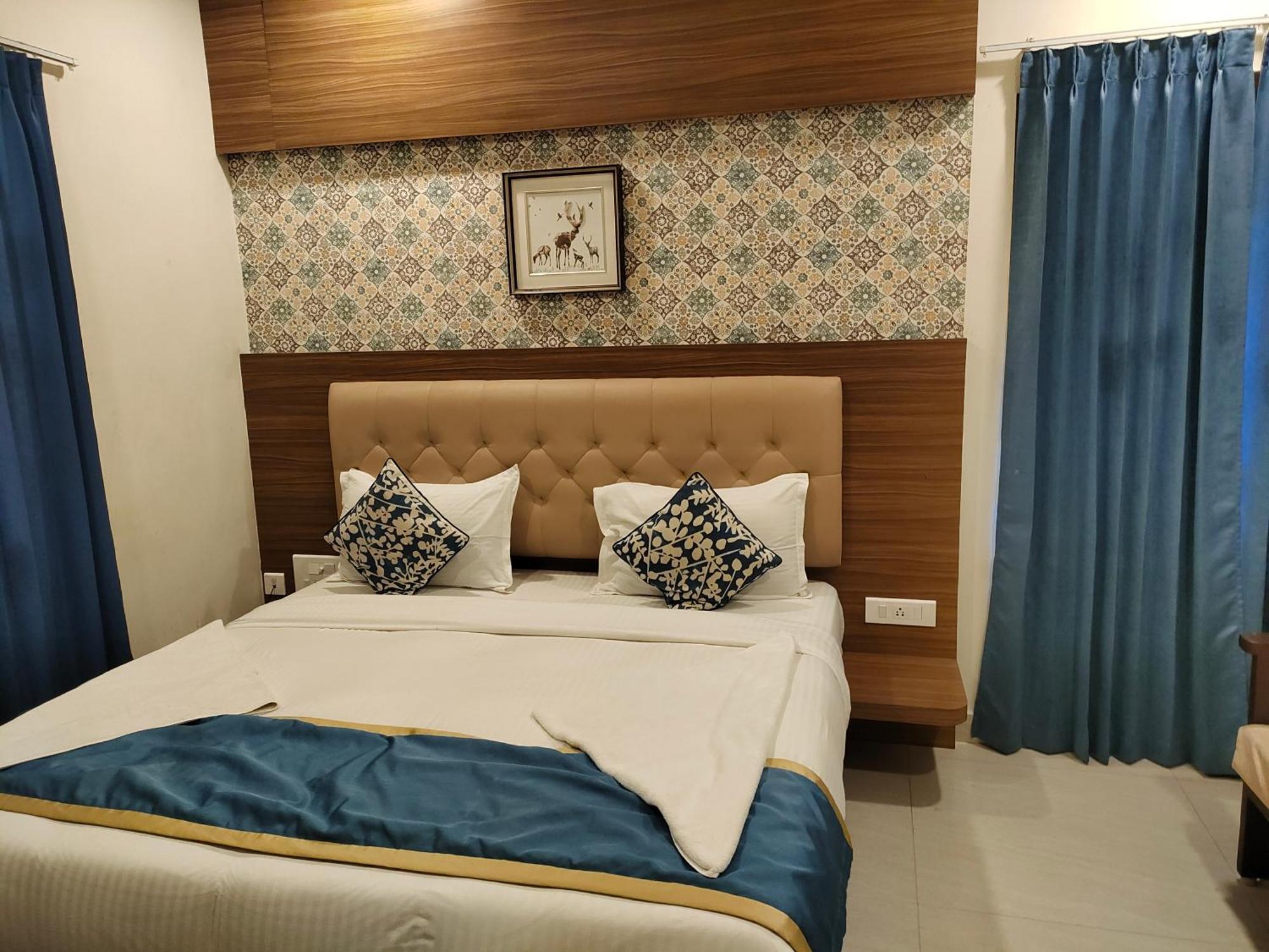 Hotel Sma Grand Inn, Triplicane