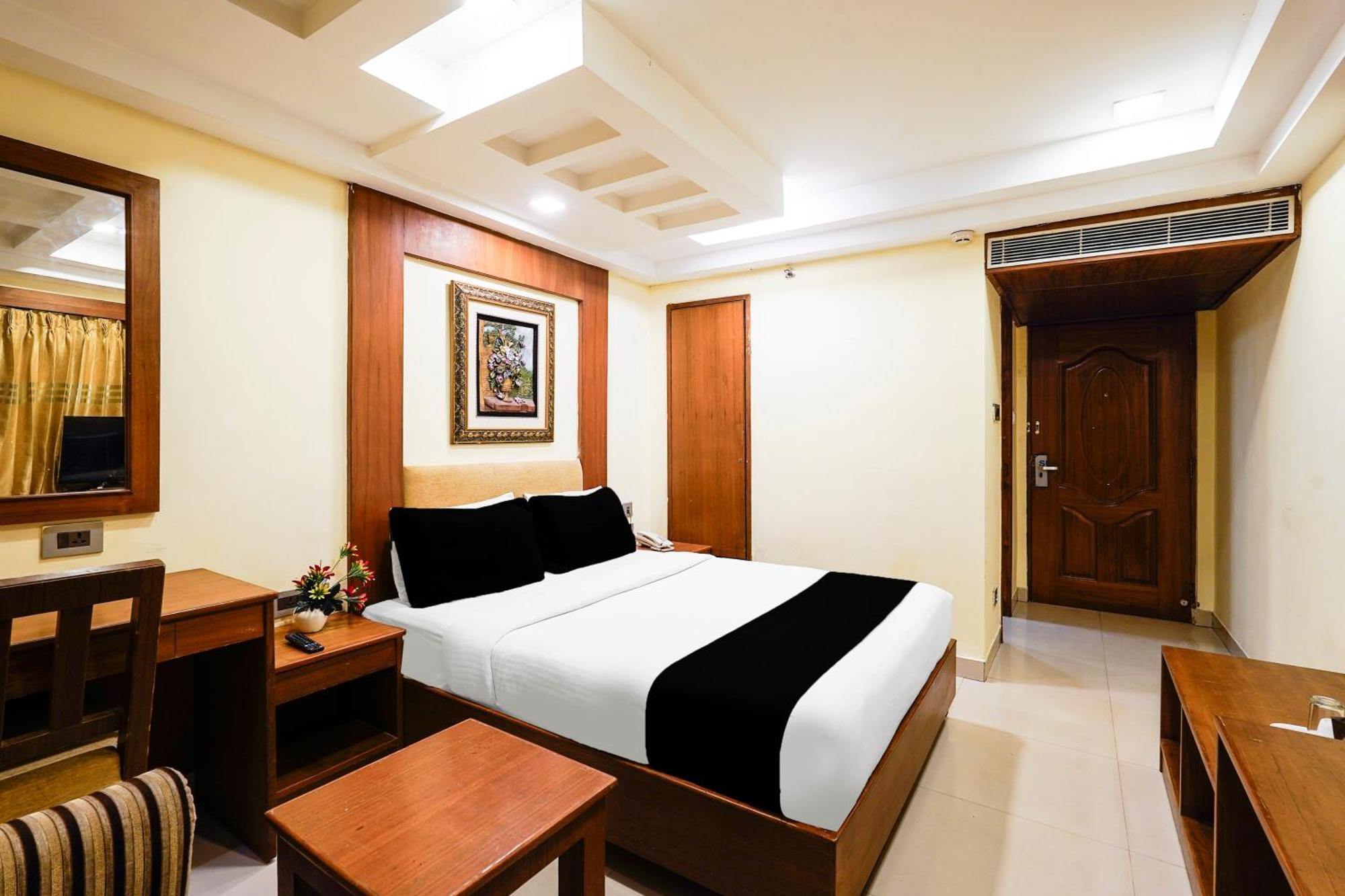 Hotel Townhouse Oak Alandur Near Airport Formerly Vijay Park Chennai