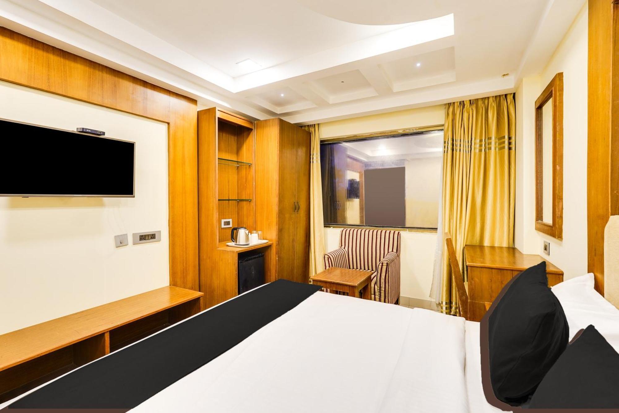 Townhouse Oak Alandur Near Airport Formerly Vijay Park 3*