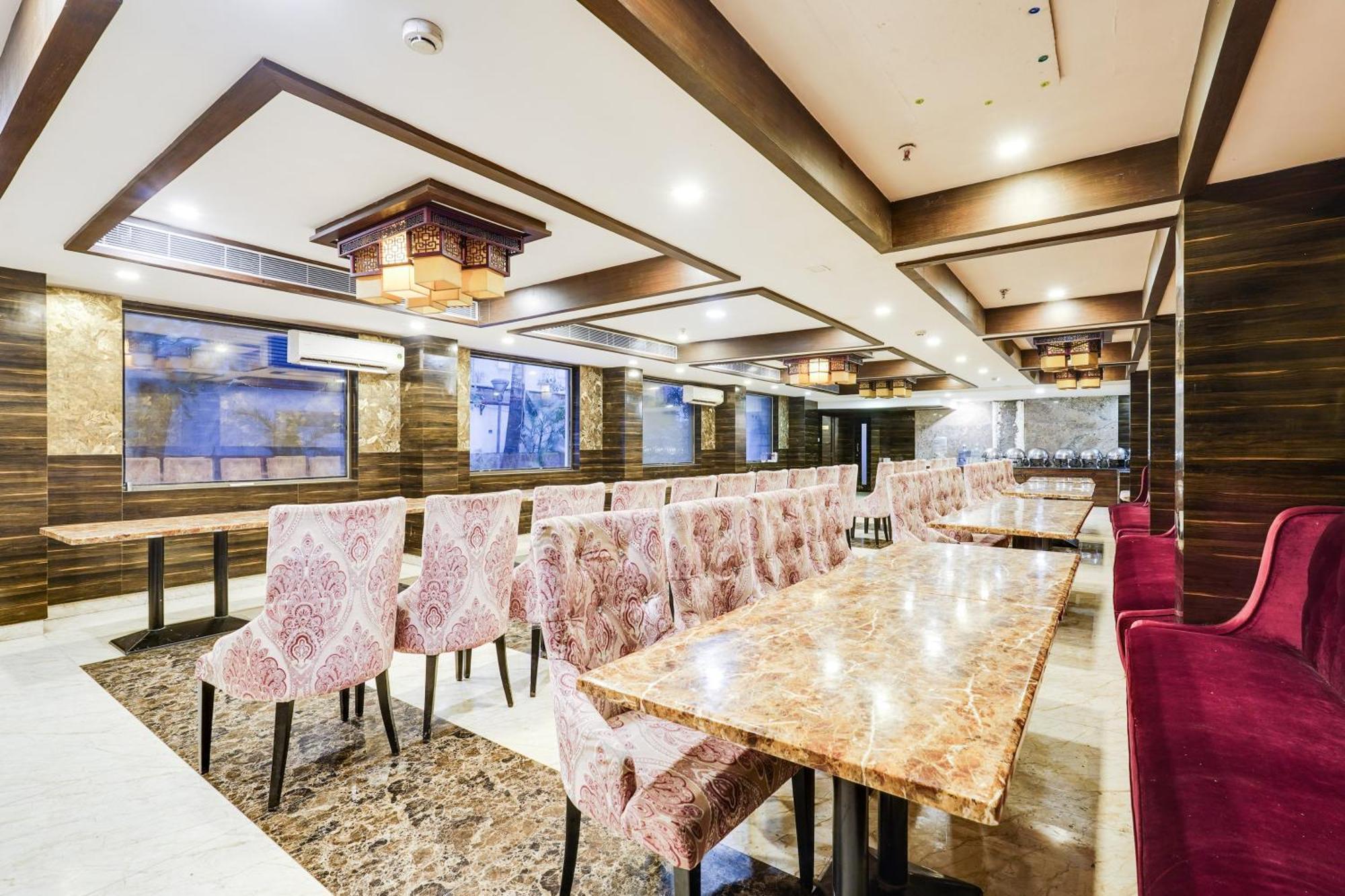 Townhouse Oak Alandur Near Airport Formerly Vijay Park