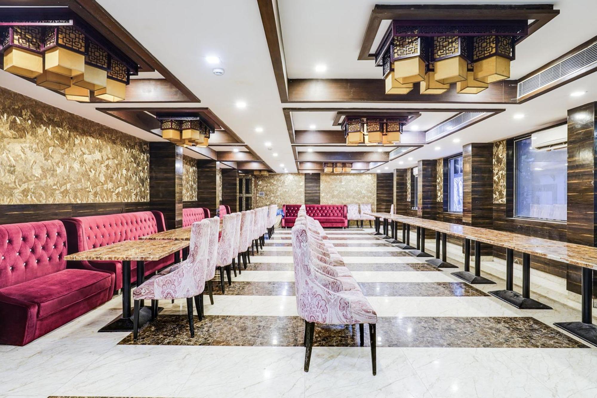 Townhouse Oak Alandur Near Airport Formerly Vijay Park Hotel 3*