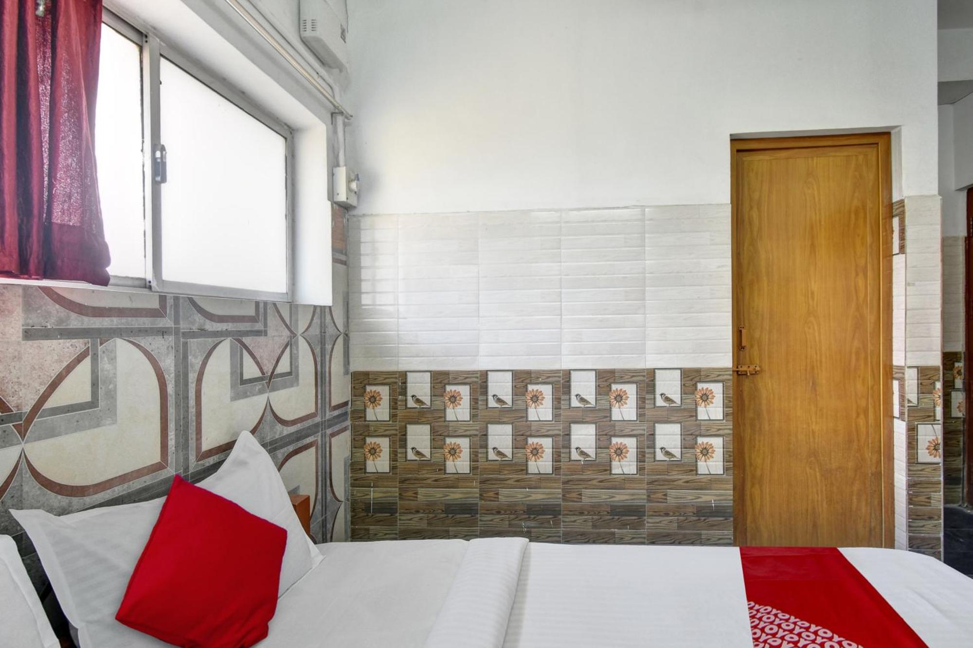O Rkr Residency Hotel