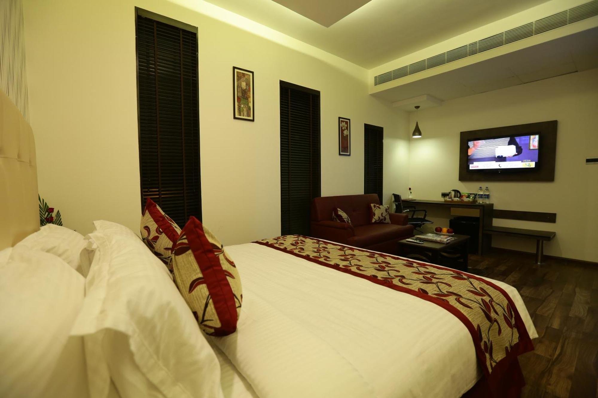 Hotel The Spin 2*