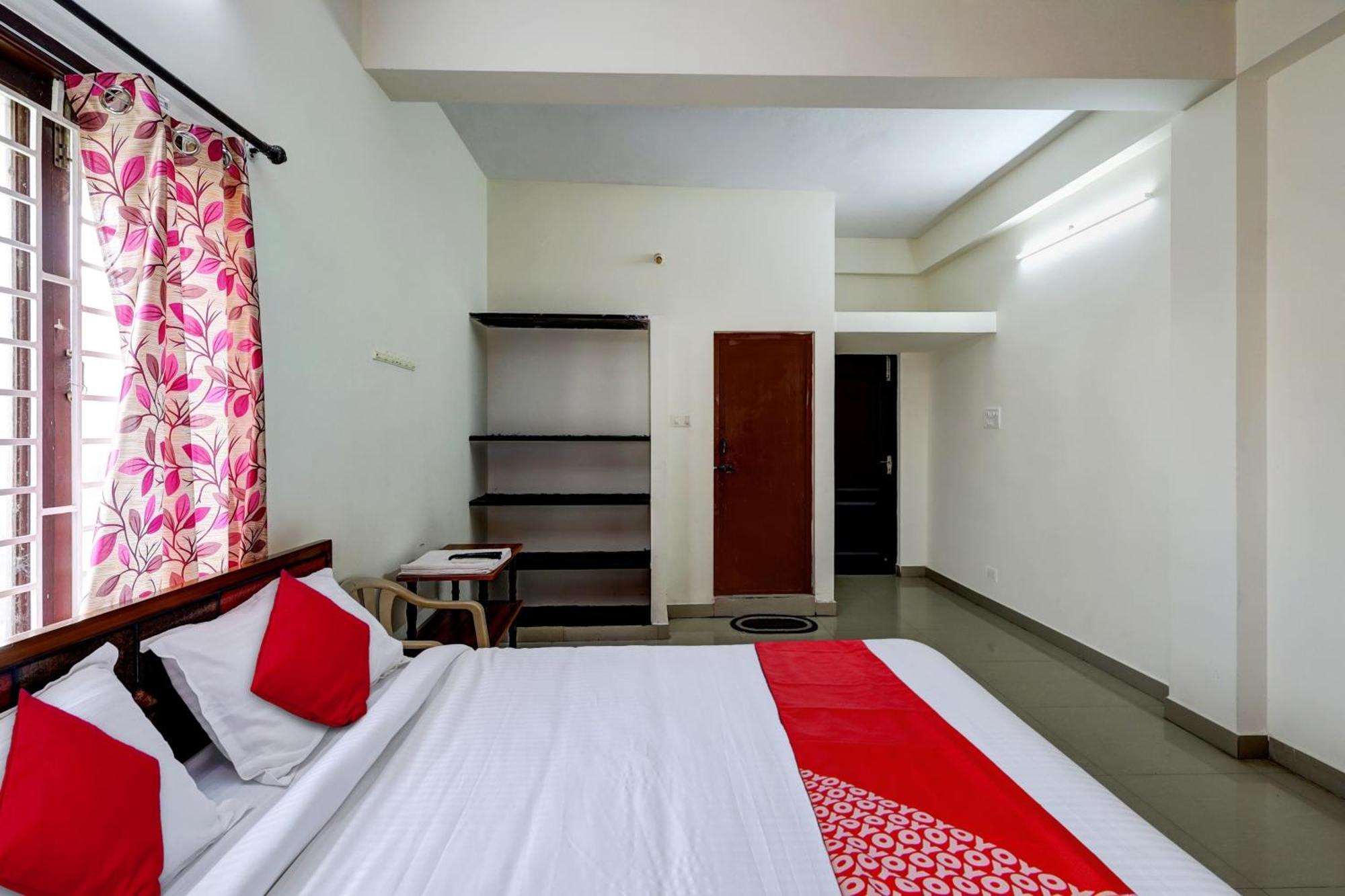 O Vaishnavi Hotel 3*