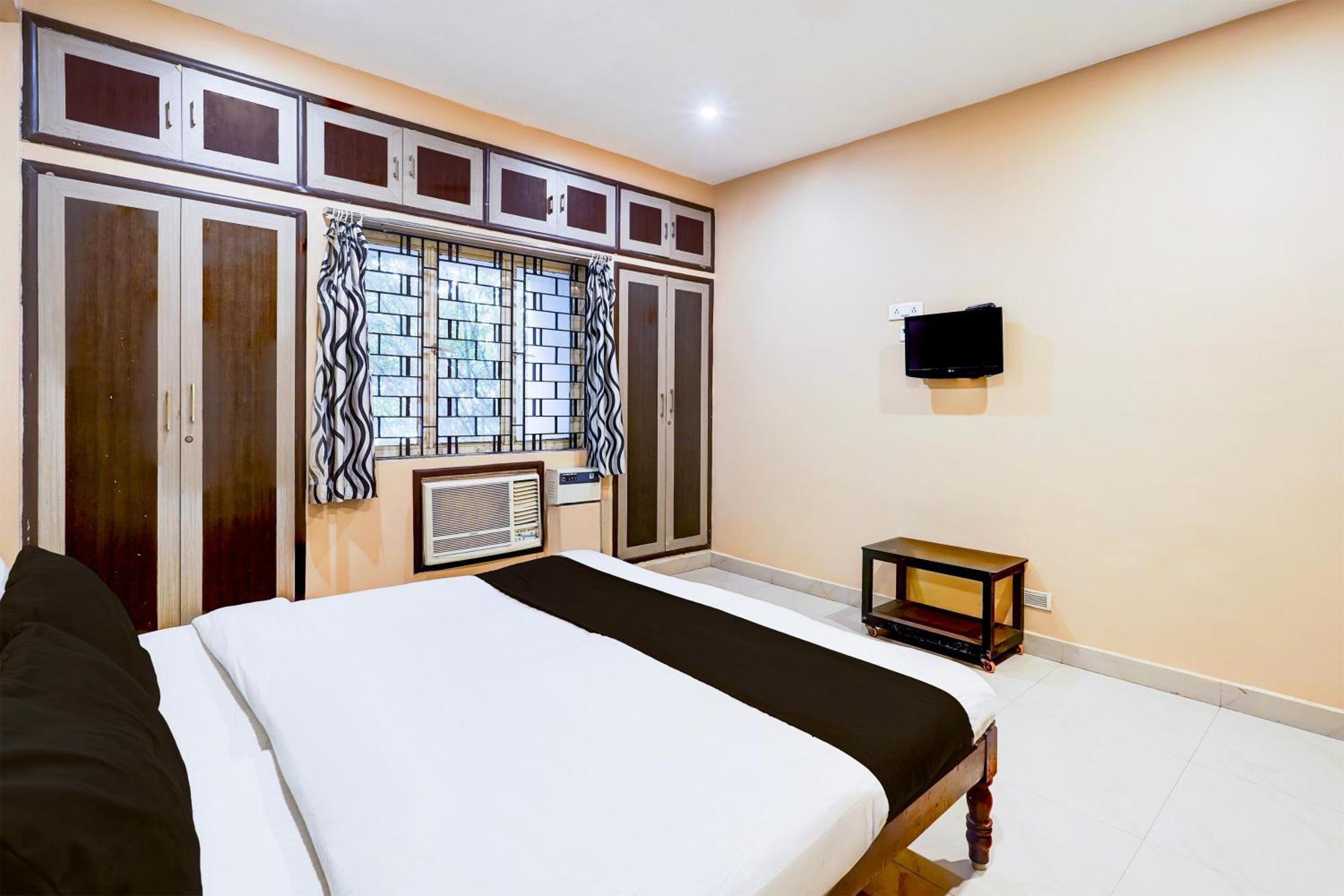 Super O Chrompet Near Rela Hospital Hotel
