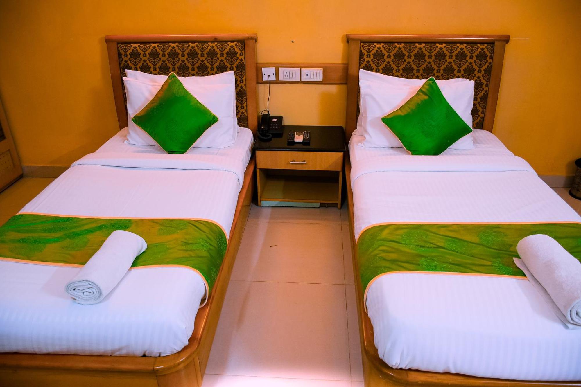 Hotel Naksha Tree - Mogappair 3*