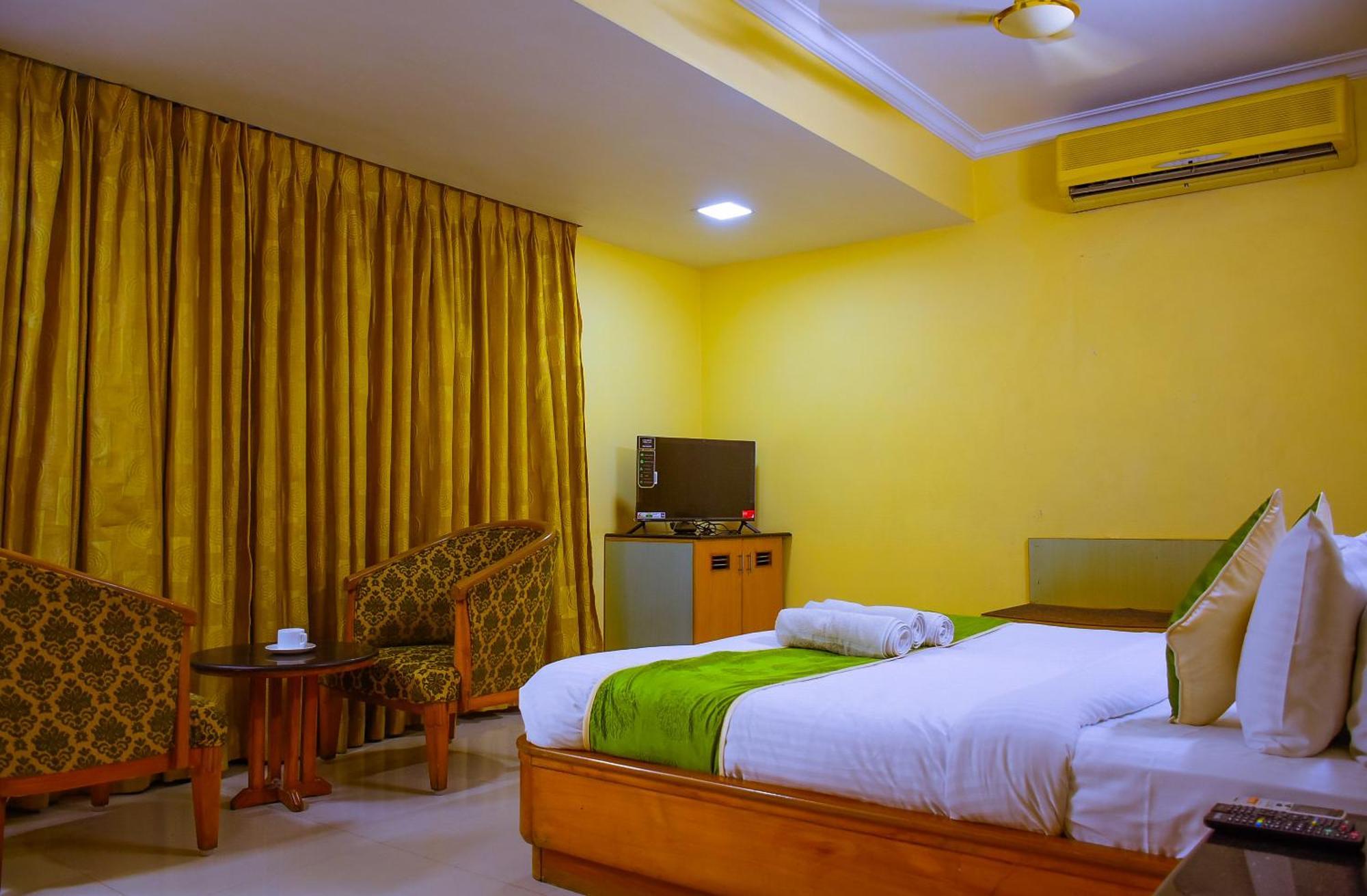 Naksha Tree - Mogappair Hotel Chennai
