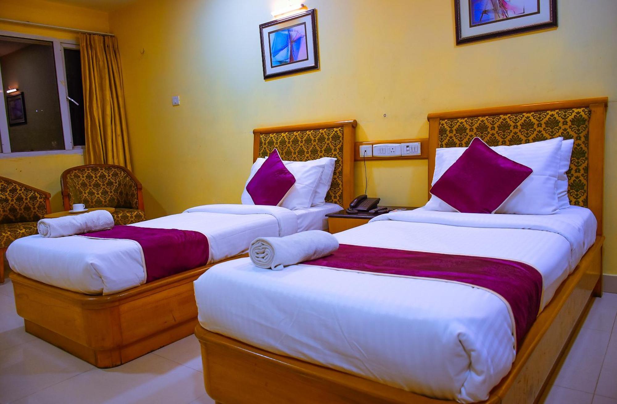 Hotel Naksha Tree - Mogappair 3*