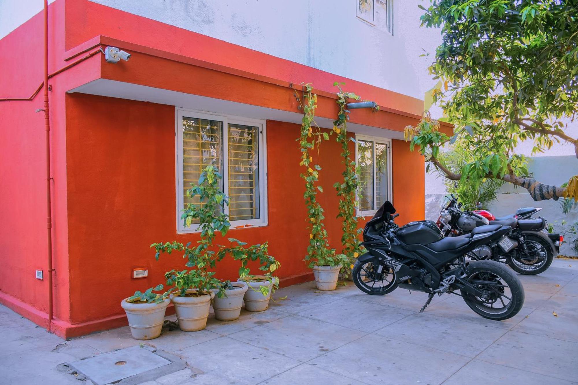 Hotel Naksha Tree Hotels- Ramapuram
