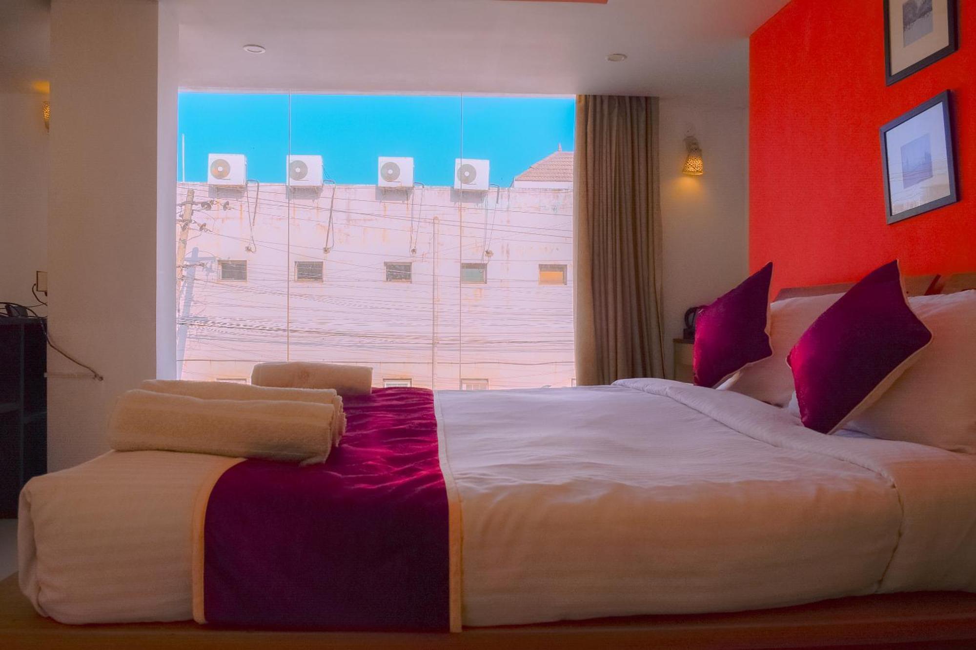 Hotel Naksha Tree Hotels- Ramapuram Chennai
