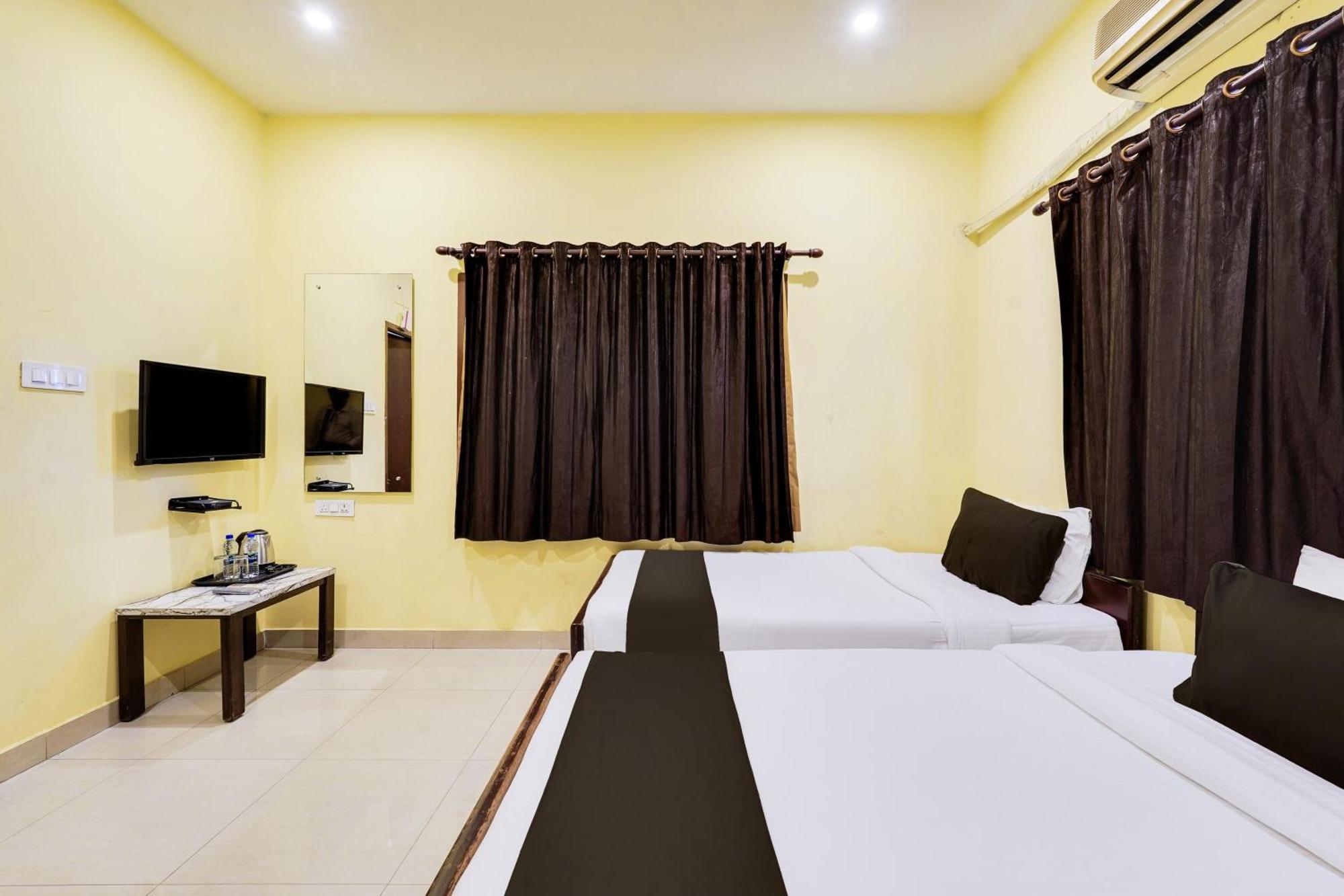 O Earth Vadapalani Hotel 4*