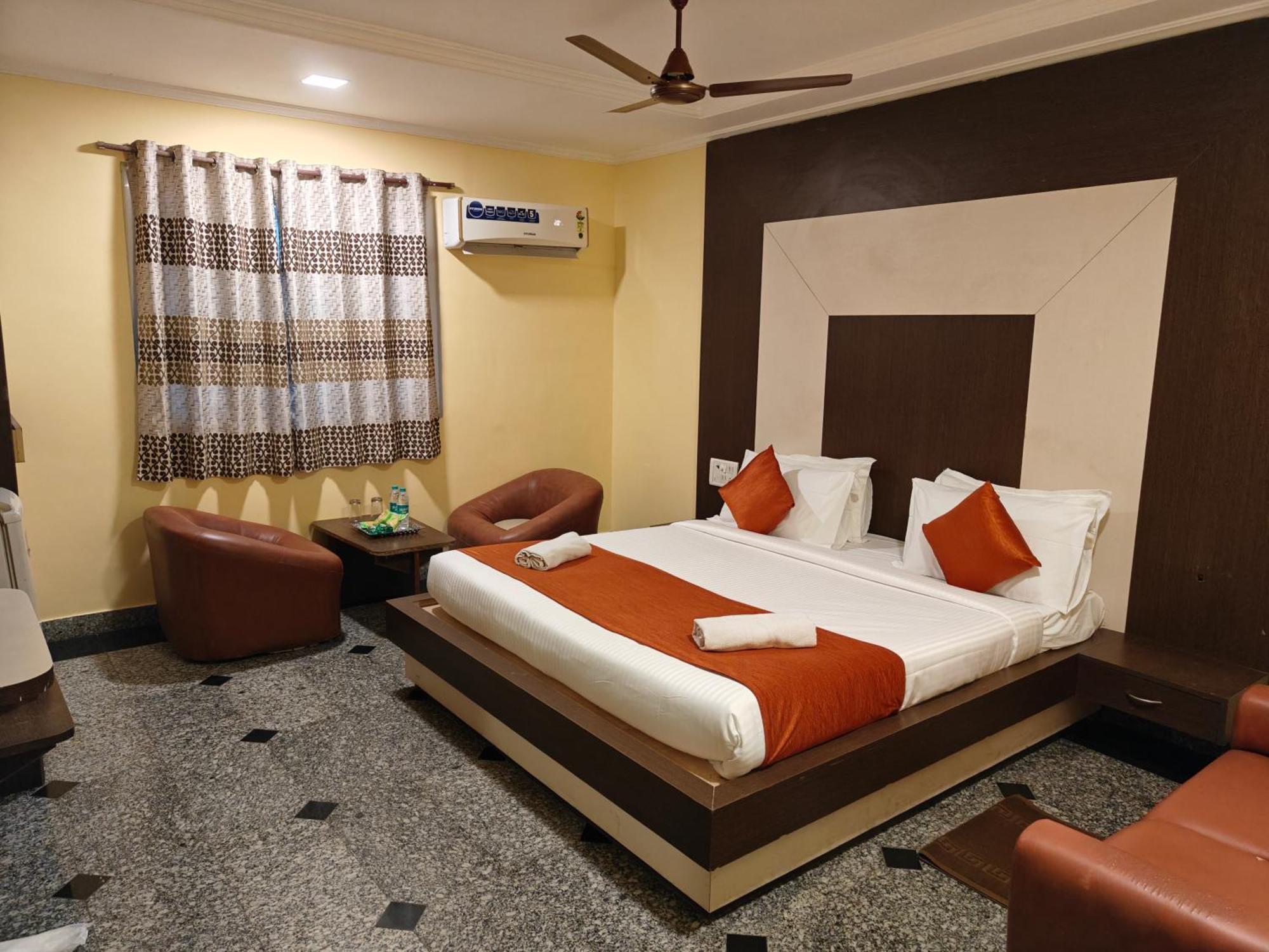 Gt Chamiers Park-near Apollo Cancer Centre Teynampet