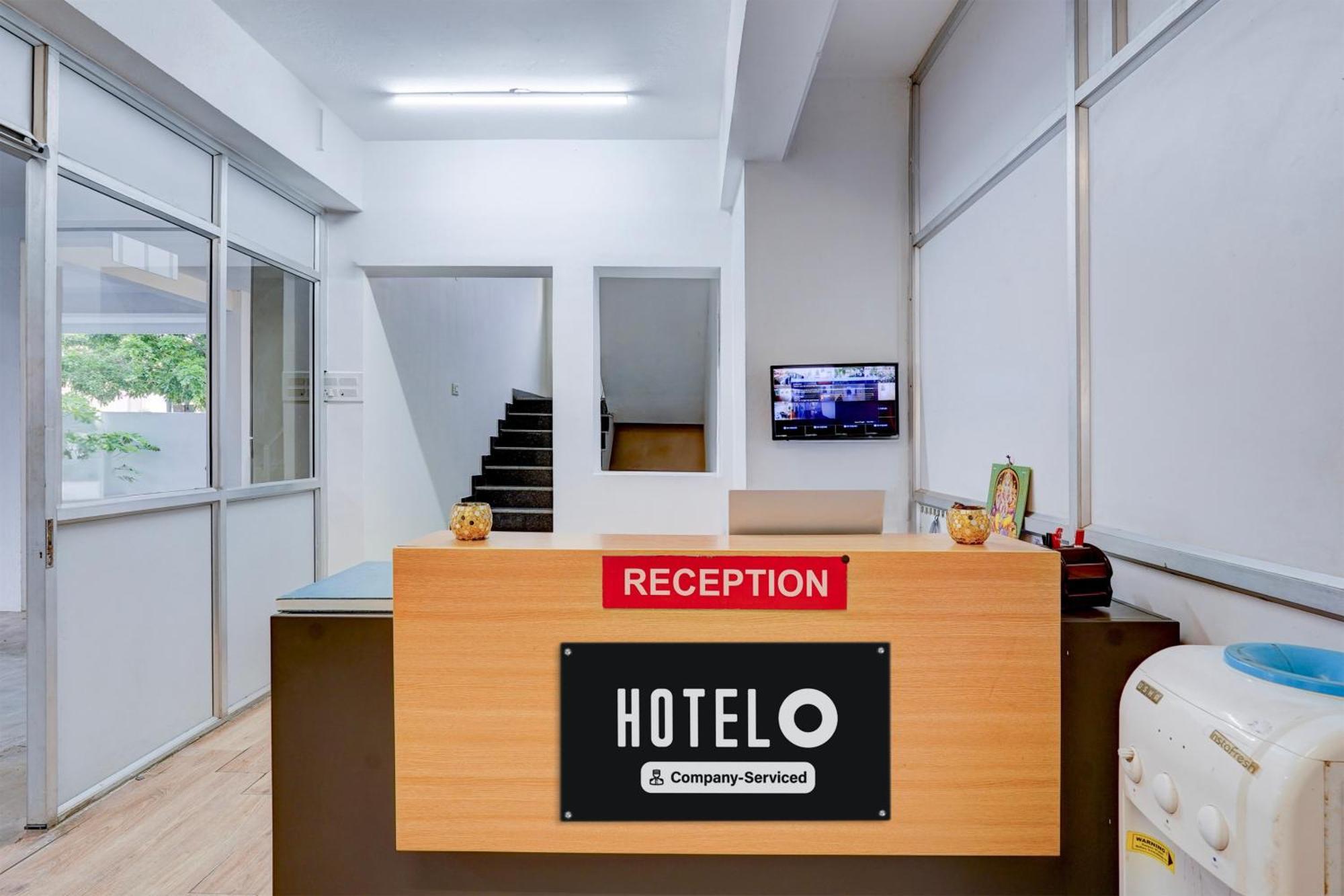 Hotel Super O Valasaravakkam Near Chandra Metro Mall
