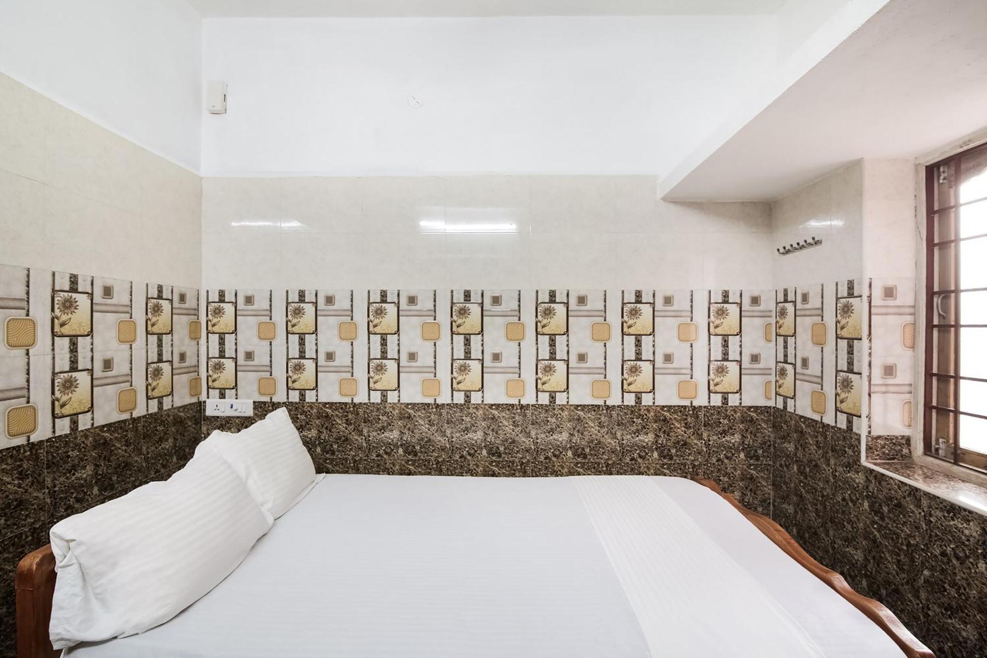Hotel O Thirugnanasamandham 2*