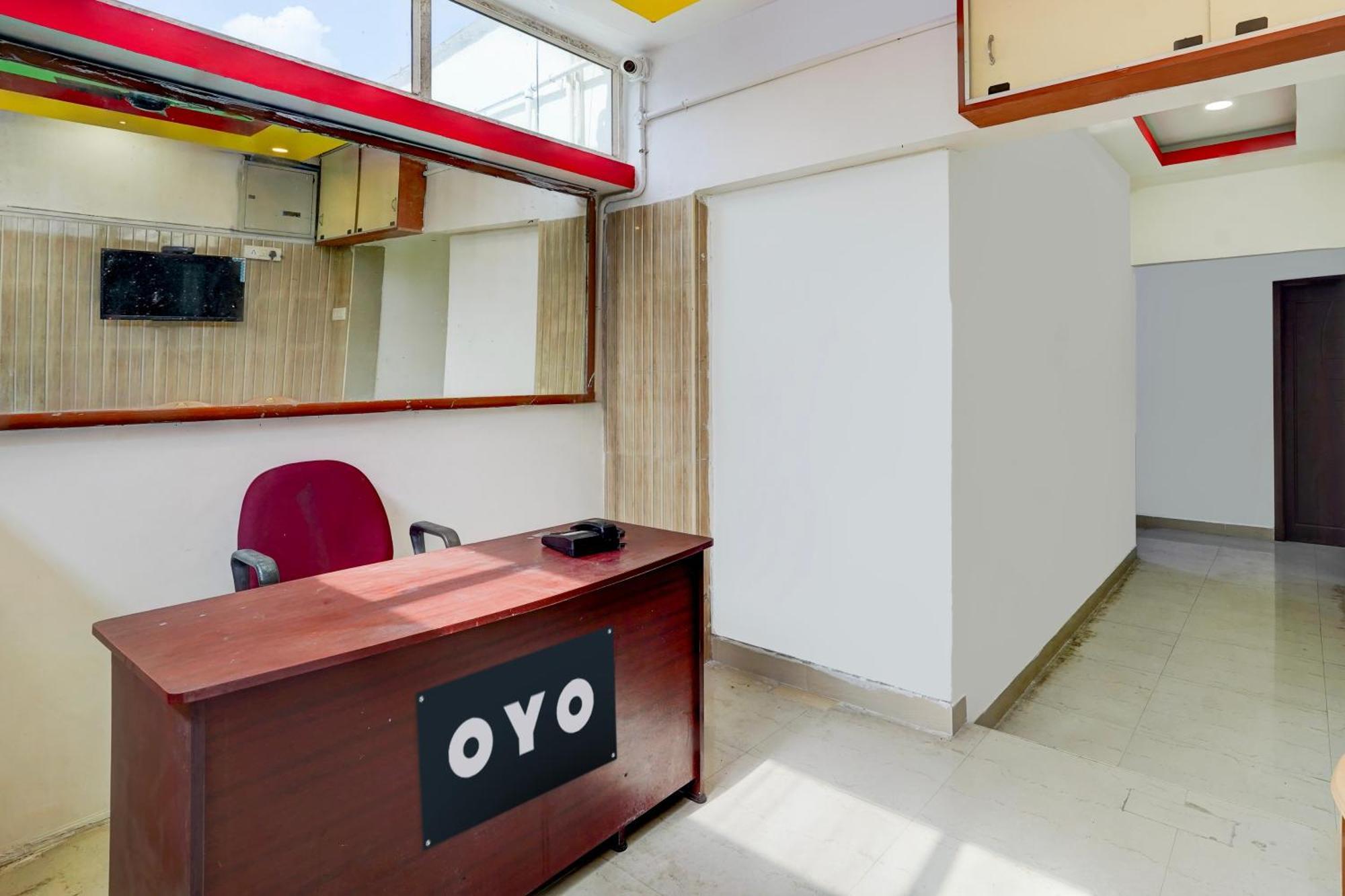 Super Collection O Kelambakkam Near Chettinad Hospital Hotel