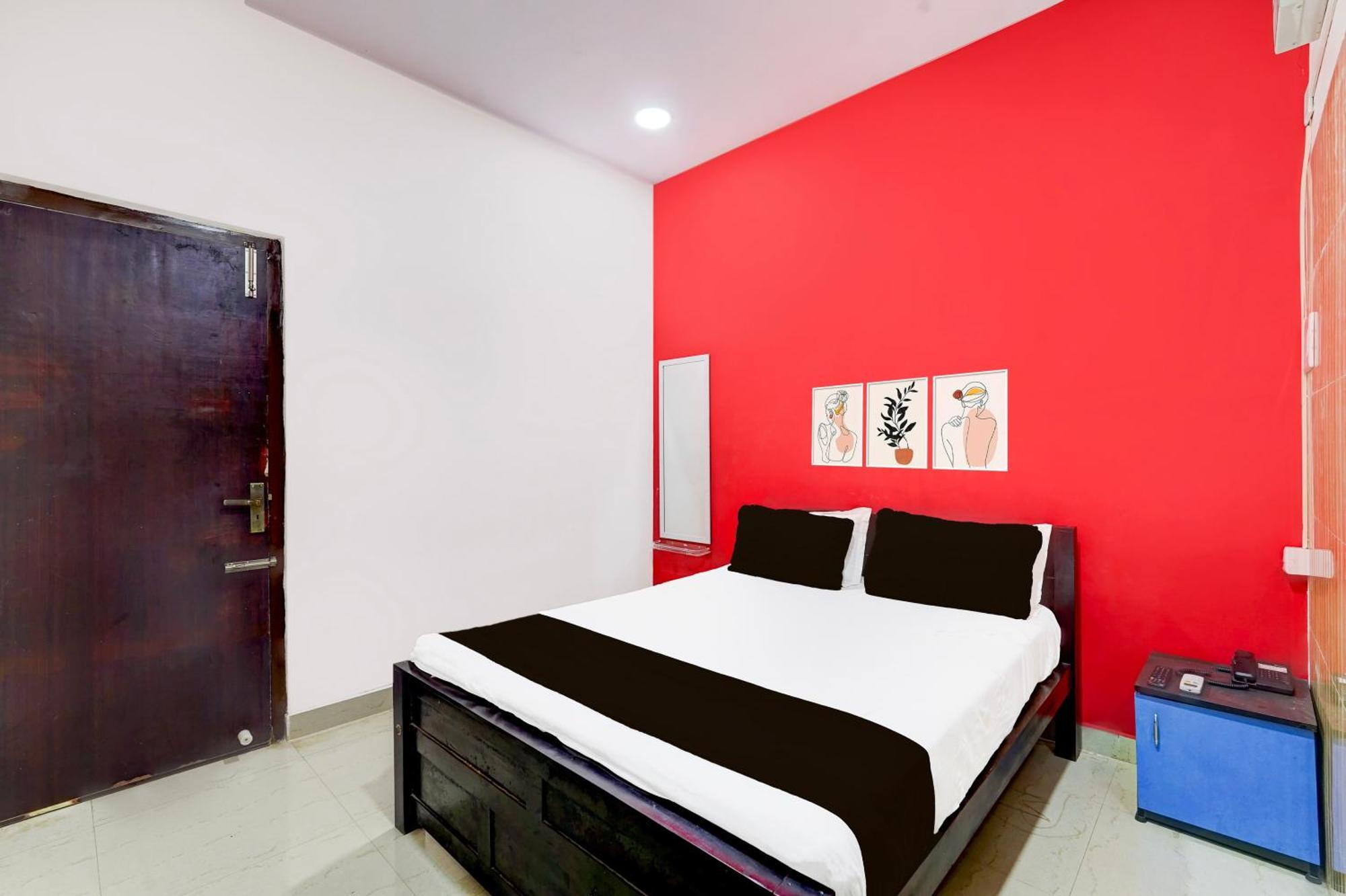 Super Collection O Kelambakkam Near Chettinad Hospital Chennai