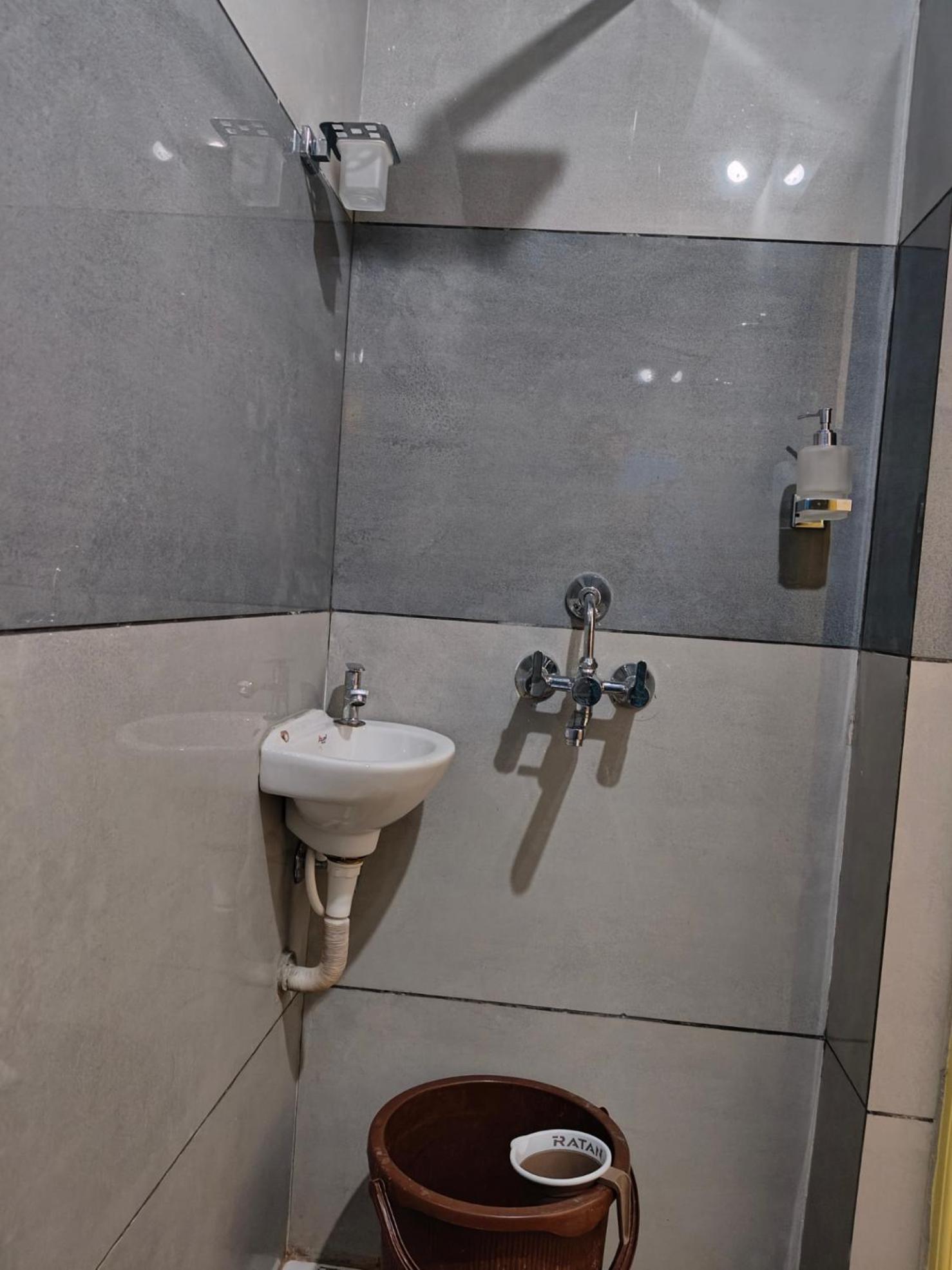 Cosy Behind Airport, Close To Dlf & Rmz It Park, Miot And Srm Hospitals, Trade Center * Chennai