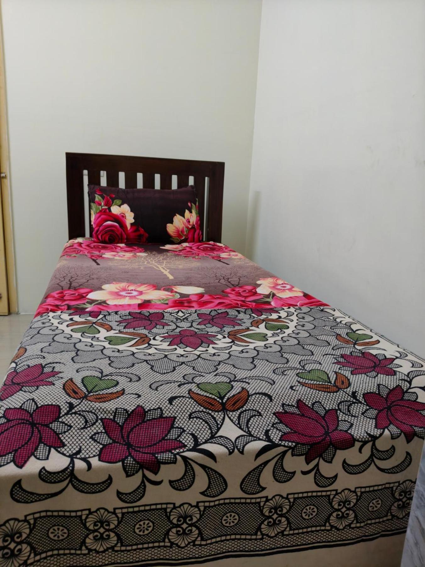 Cosy Behind Airport, Close To Dlf & Rmz It Park, Miot And Srm Hospitals, Trade Center Chennai