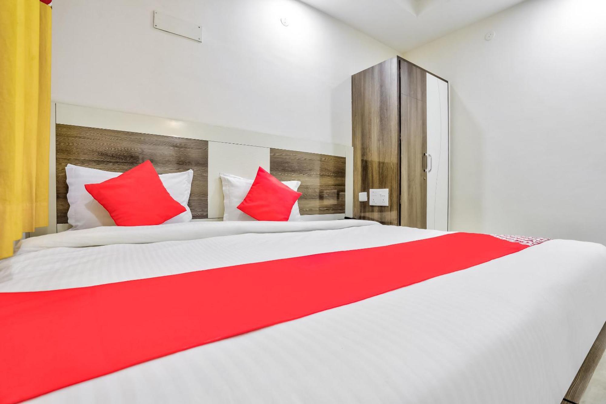 O Nimalan Residency Shenoy Nagar Anna Nagar Near Pvr Cinemas Skywalk 3*
