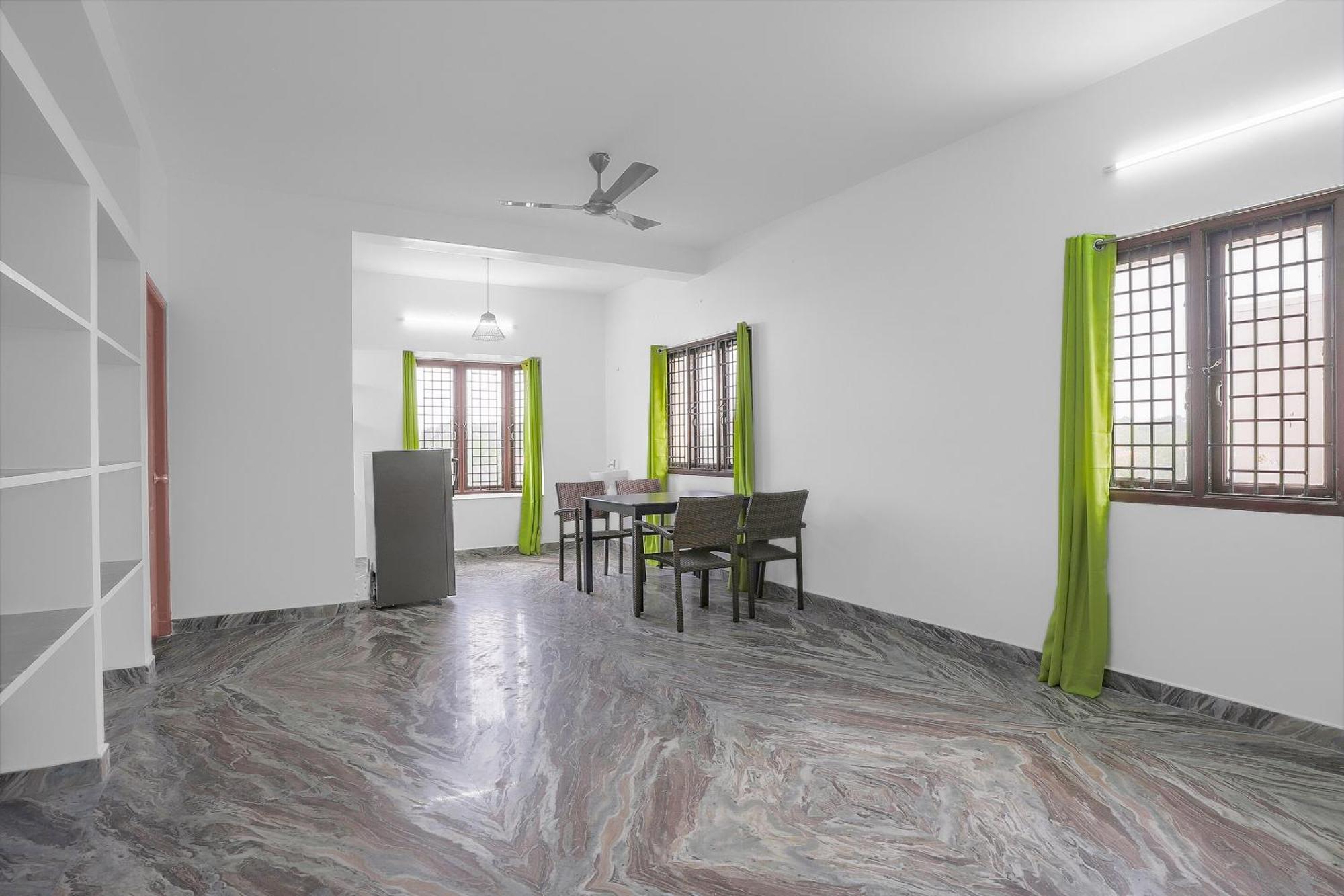 O Vibrant Near Uthandi 3* Chennai