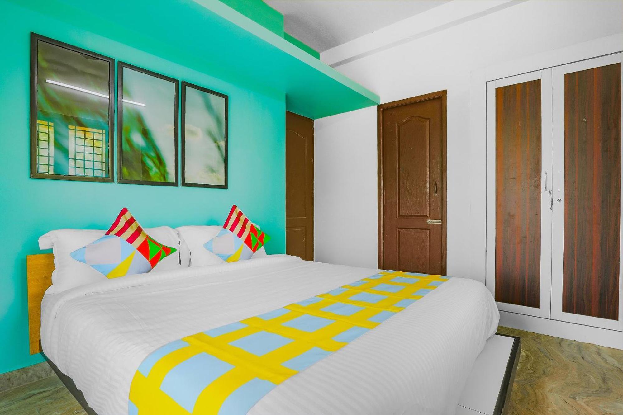 Guest house O Vibrant Near Uthandi Chennai