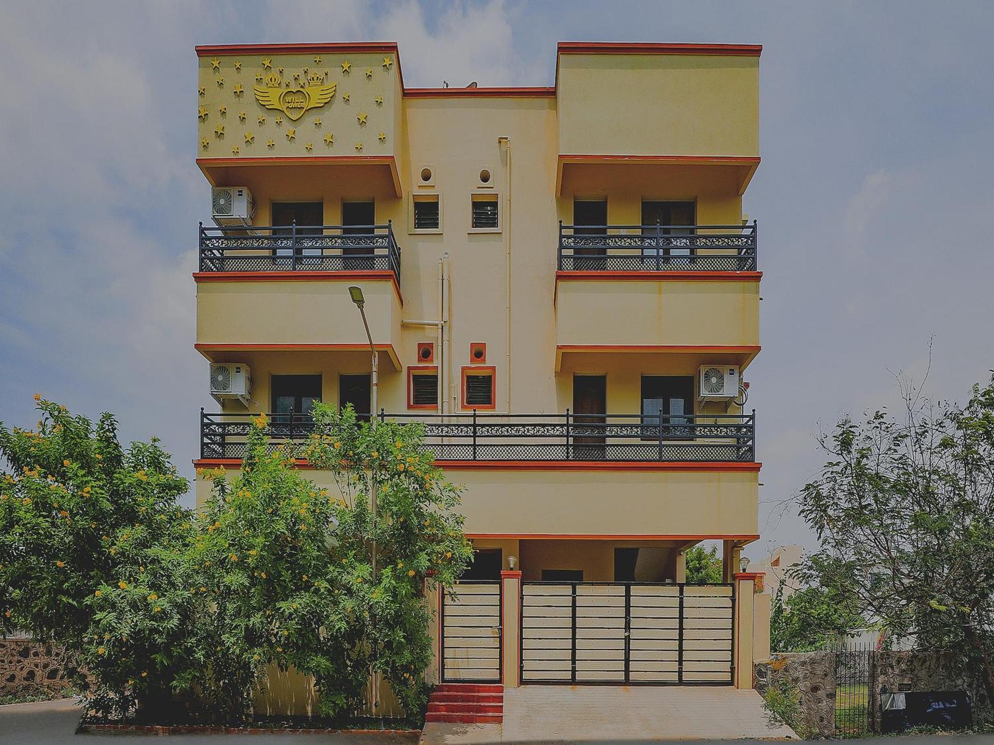 Guest house O Vibrant Near Uthandi 3*