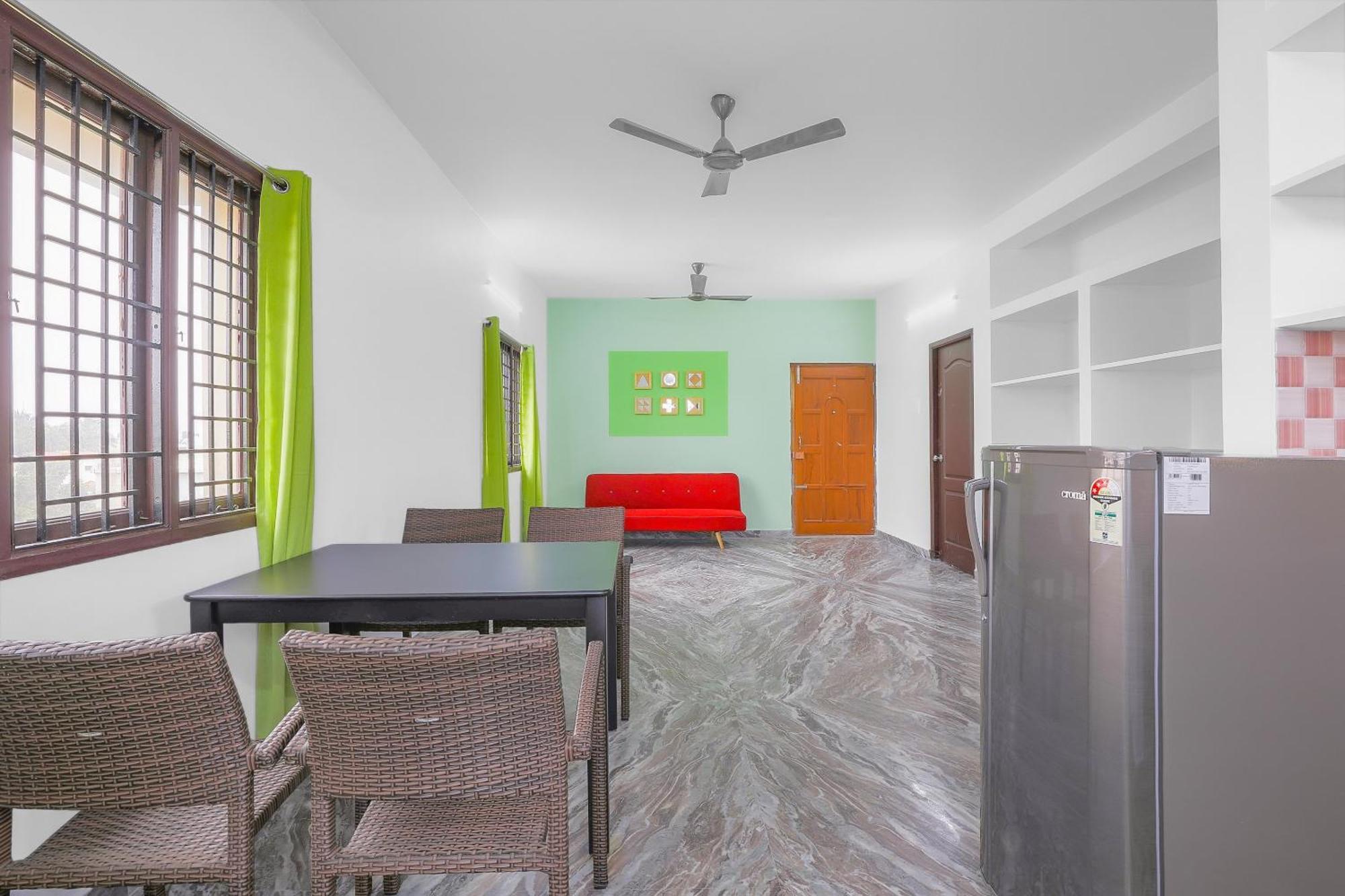 Guest house O Vibrant Near Uthandi 3*