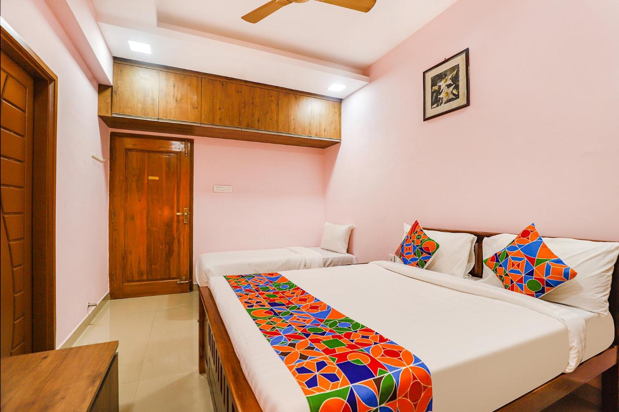 Fabhotel Hathvik Park - Near To Nandanam Metro Station 3*