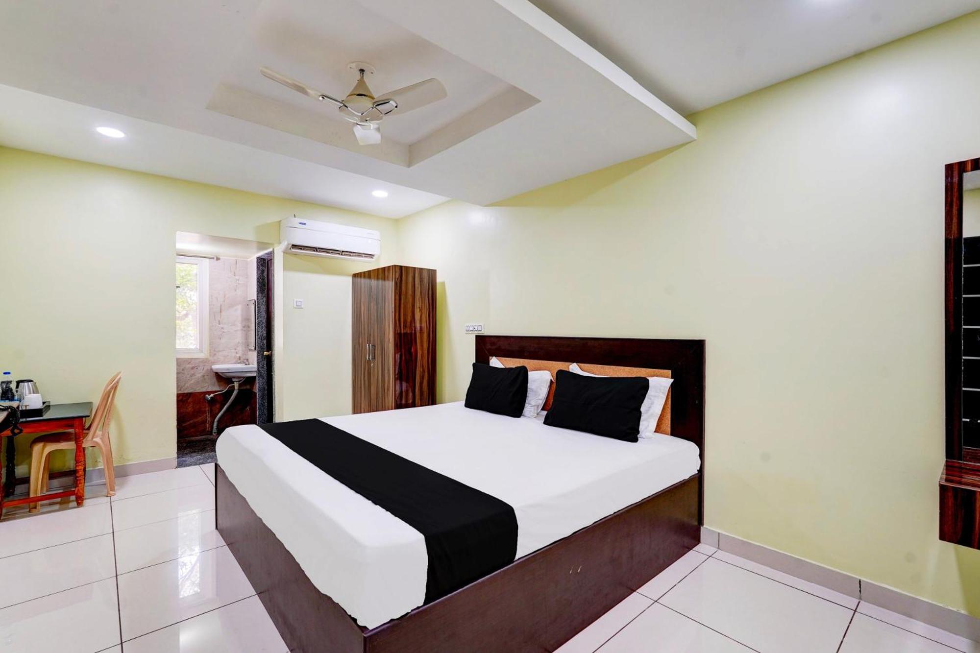 Super O Perungalathur Near Bus Stand 4* Chennai