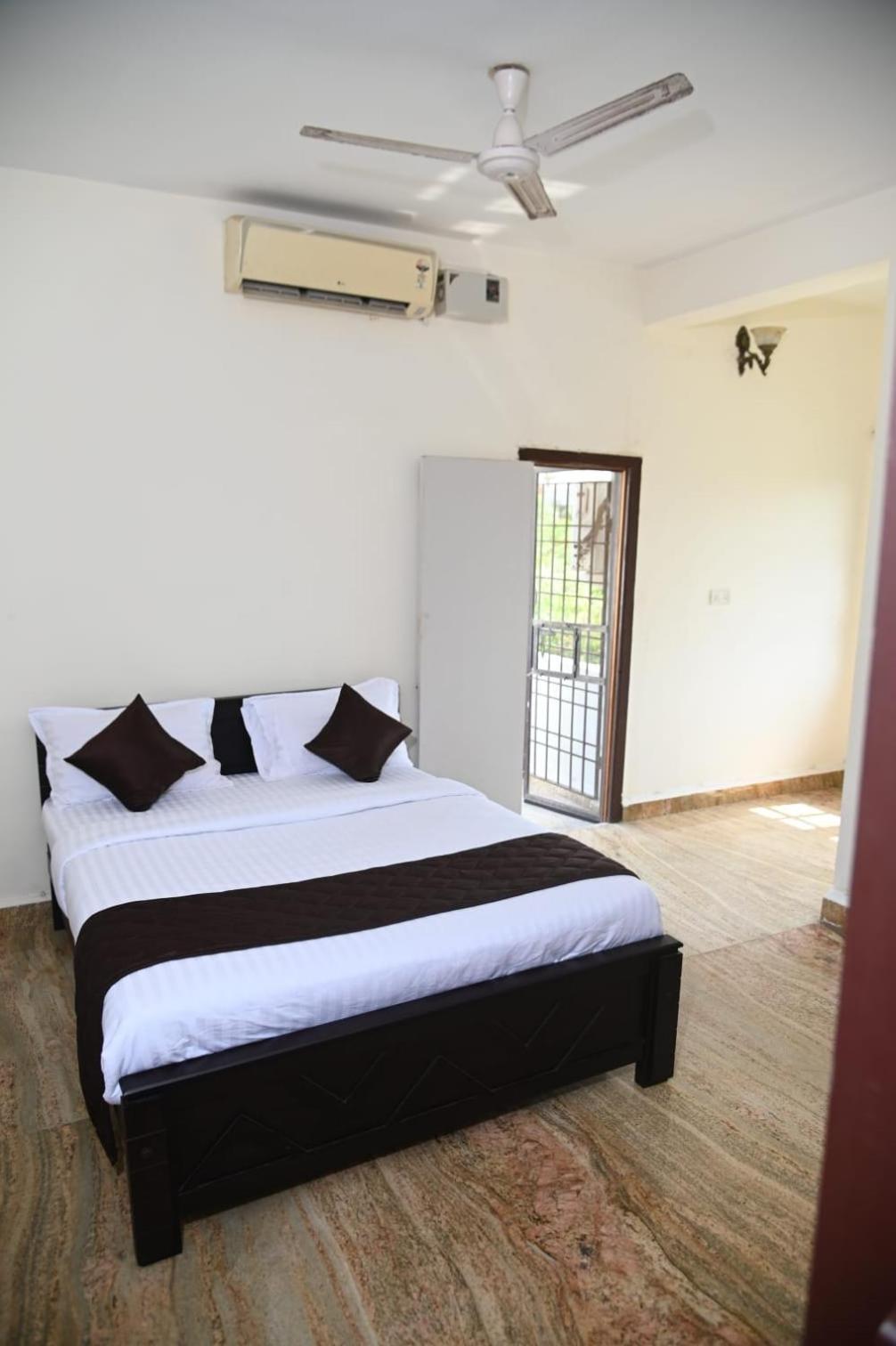Pearl House Panayur Ecr Beach, Villa Chennai