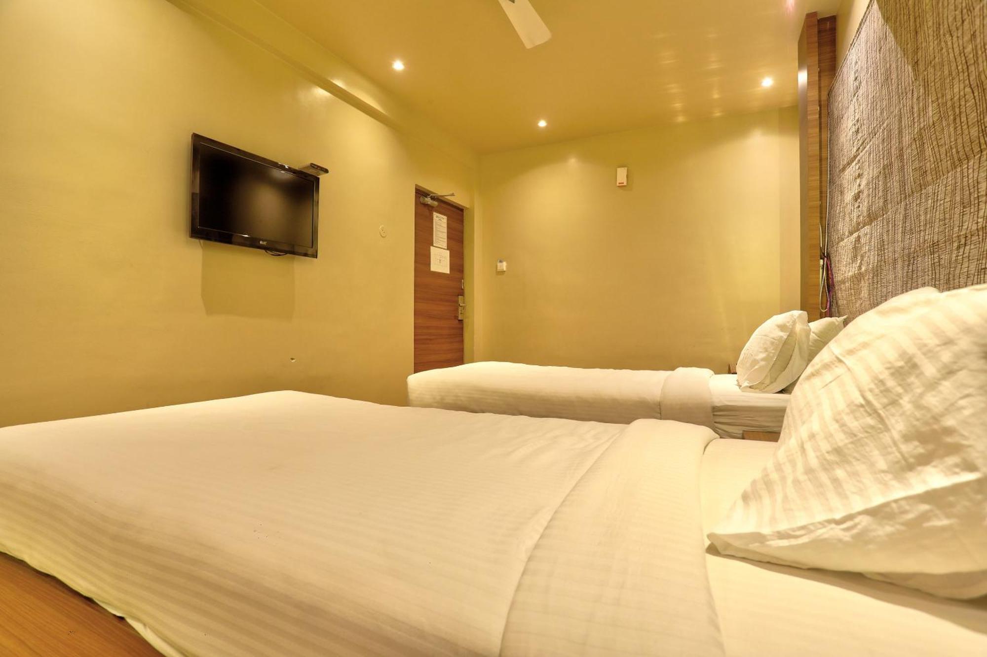 Townhouse Oak Kodambakkam Formerly Cine City Hotel Chennai