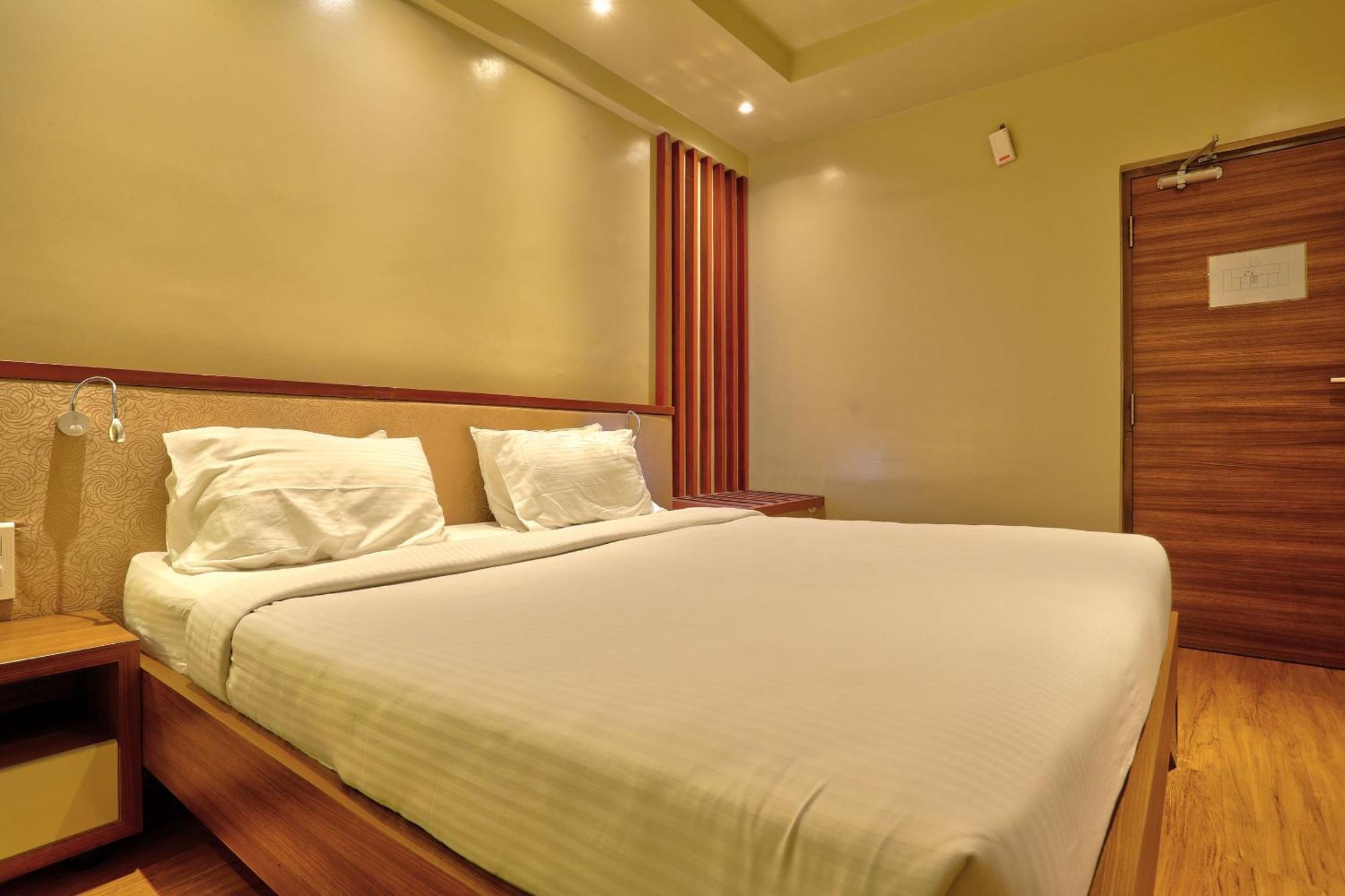 Hotel Townhouse Oak Kodambakkam Formerly Cine City