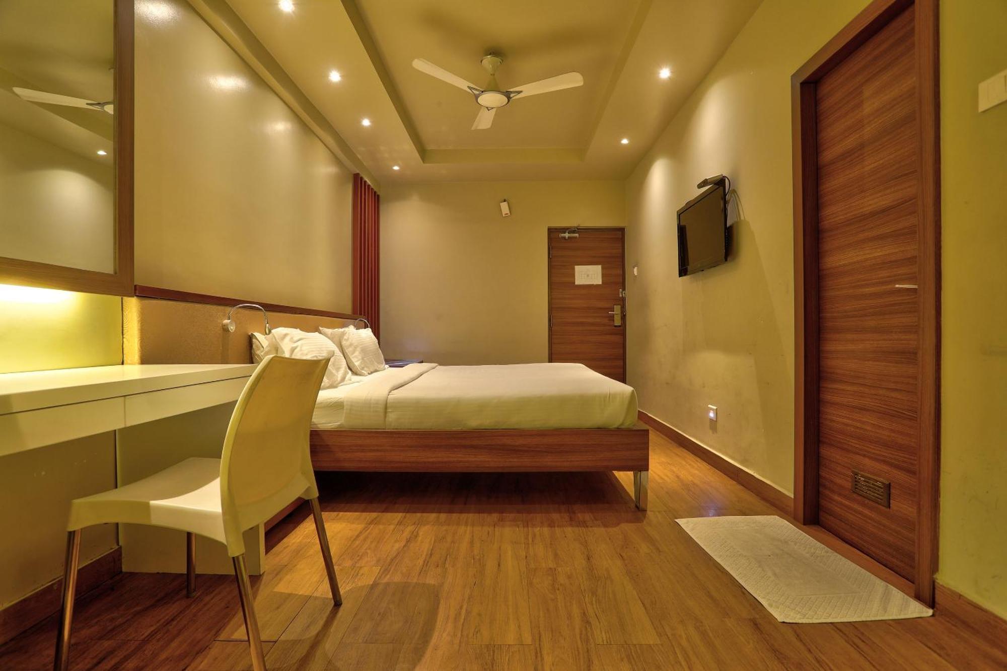 Hotel Townhouse Oak Kodambakkam Formerly Cine City