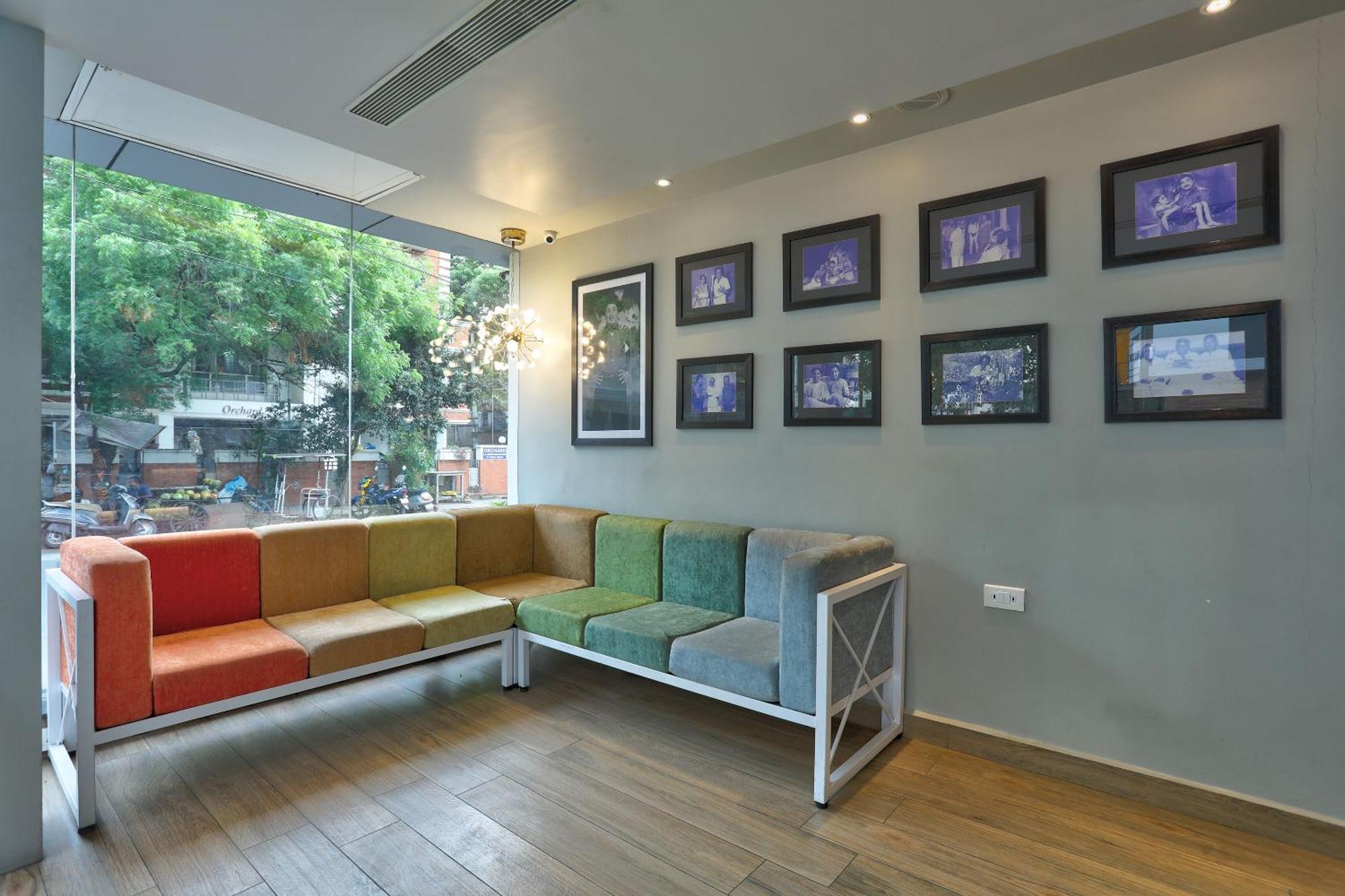 Townhouse Oak Kodambakkam Formerly Cine City *