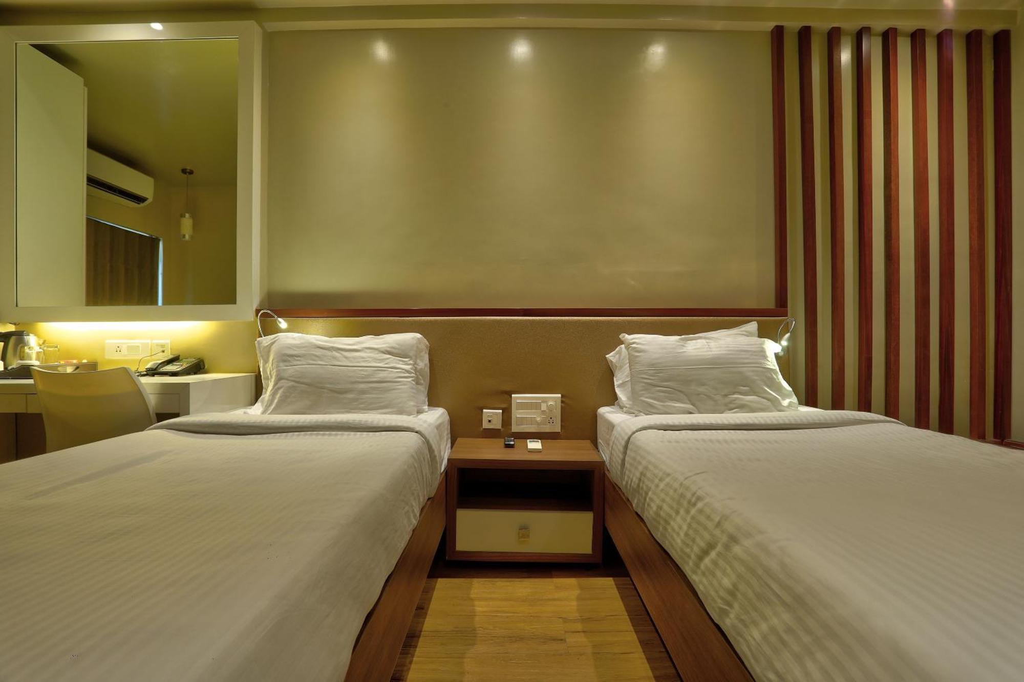 Hotel Townhouse Oak Kodambakkam Formerly Cine City