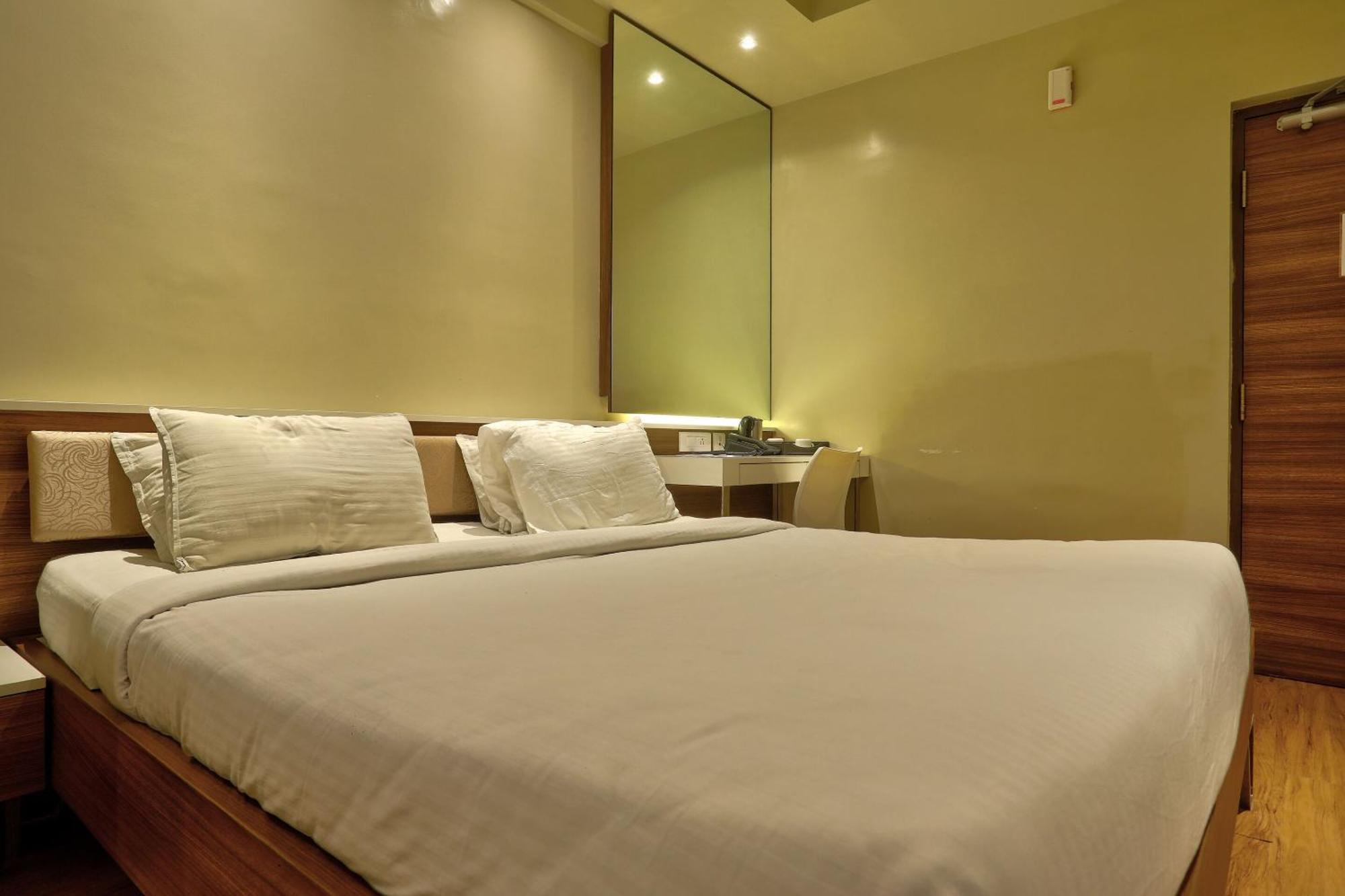 Hotel Townhouse Oak Kodambakkam Formerly Cine City *