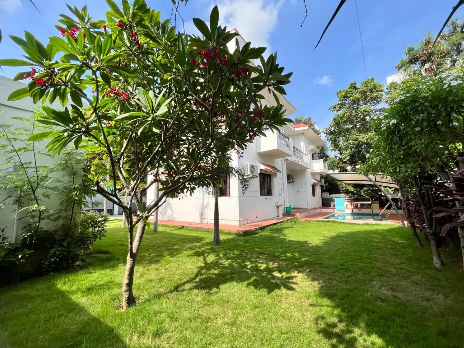 Pearl House Panayur Ecr Beach,