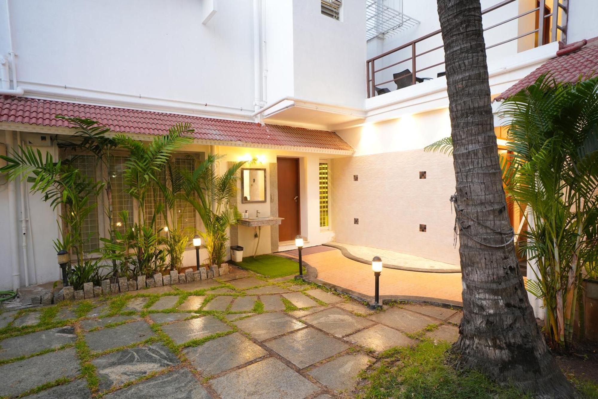 Hotel Avenue 11 Boutique Residences, Poes Garden 3*