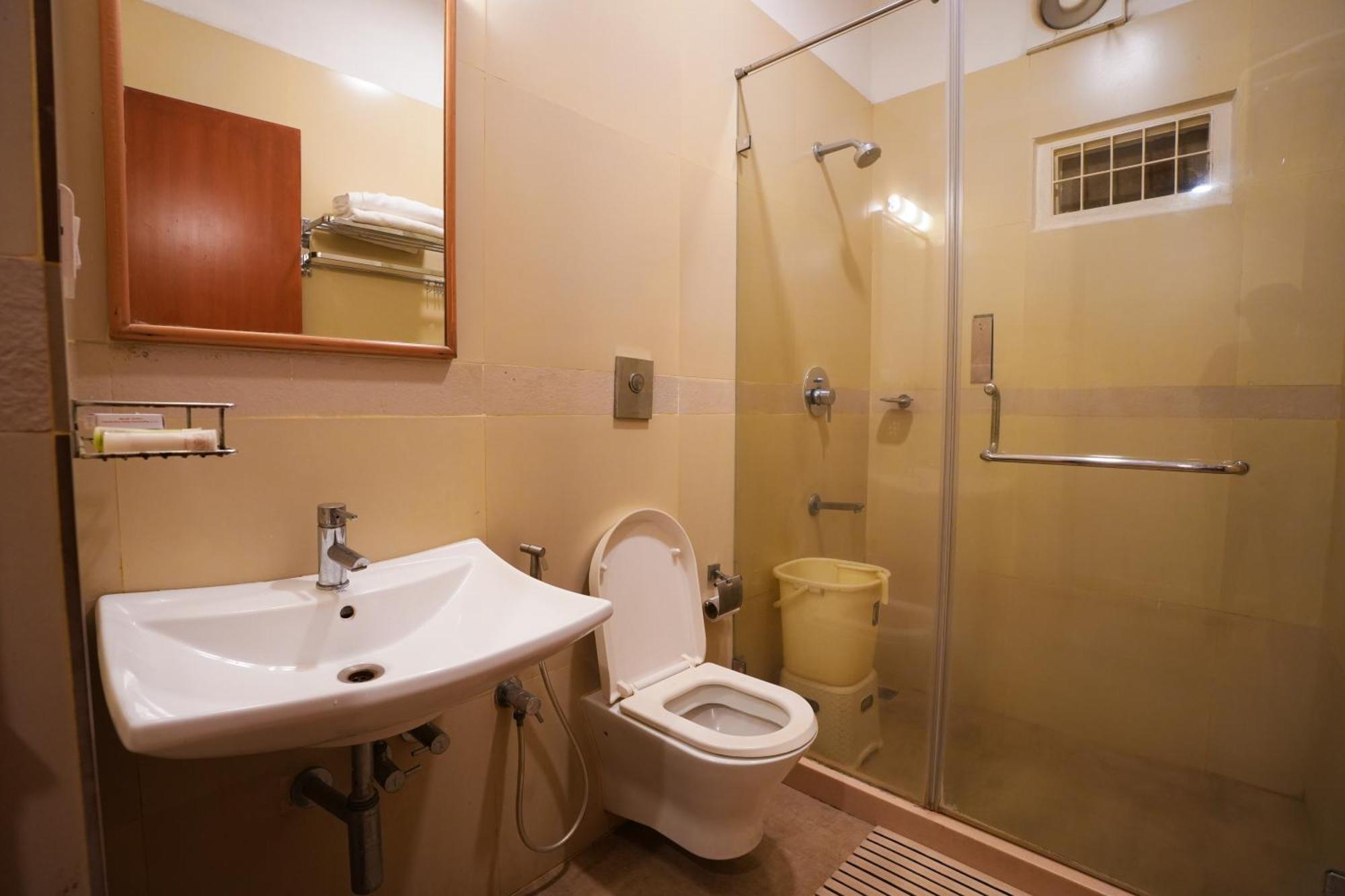 Avenue 11 Boutique Residences, Poes Garden Chennai