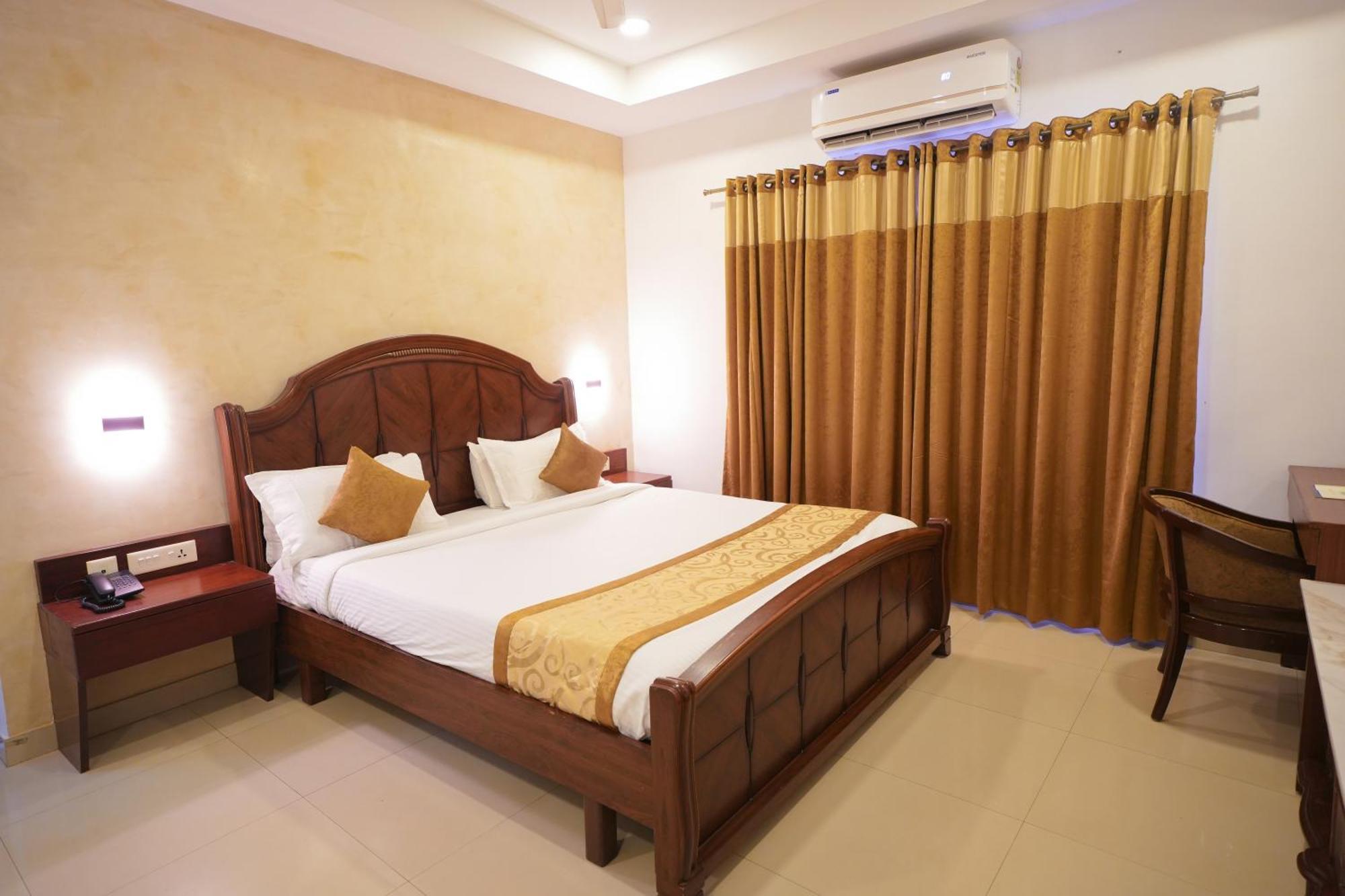 Avenue 11 Boutique Residences, Poes Garden 3*
